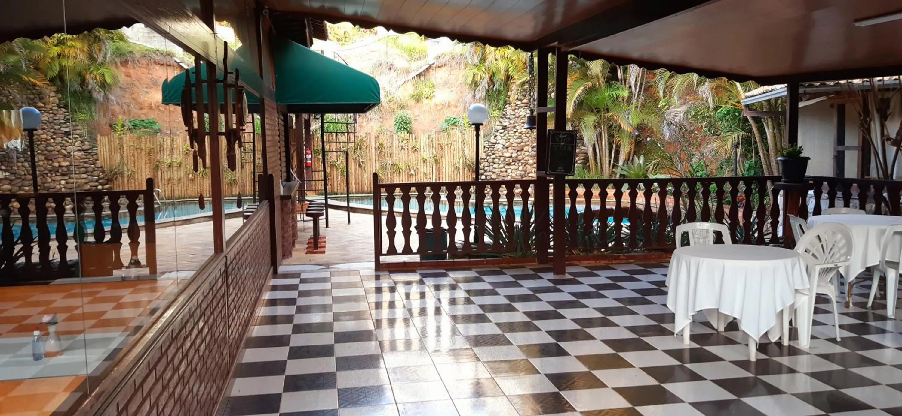 Garden in Hotel Serra Everest