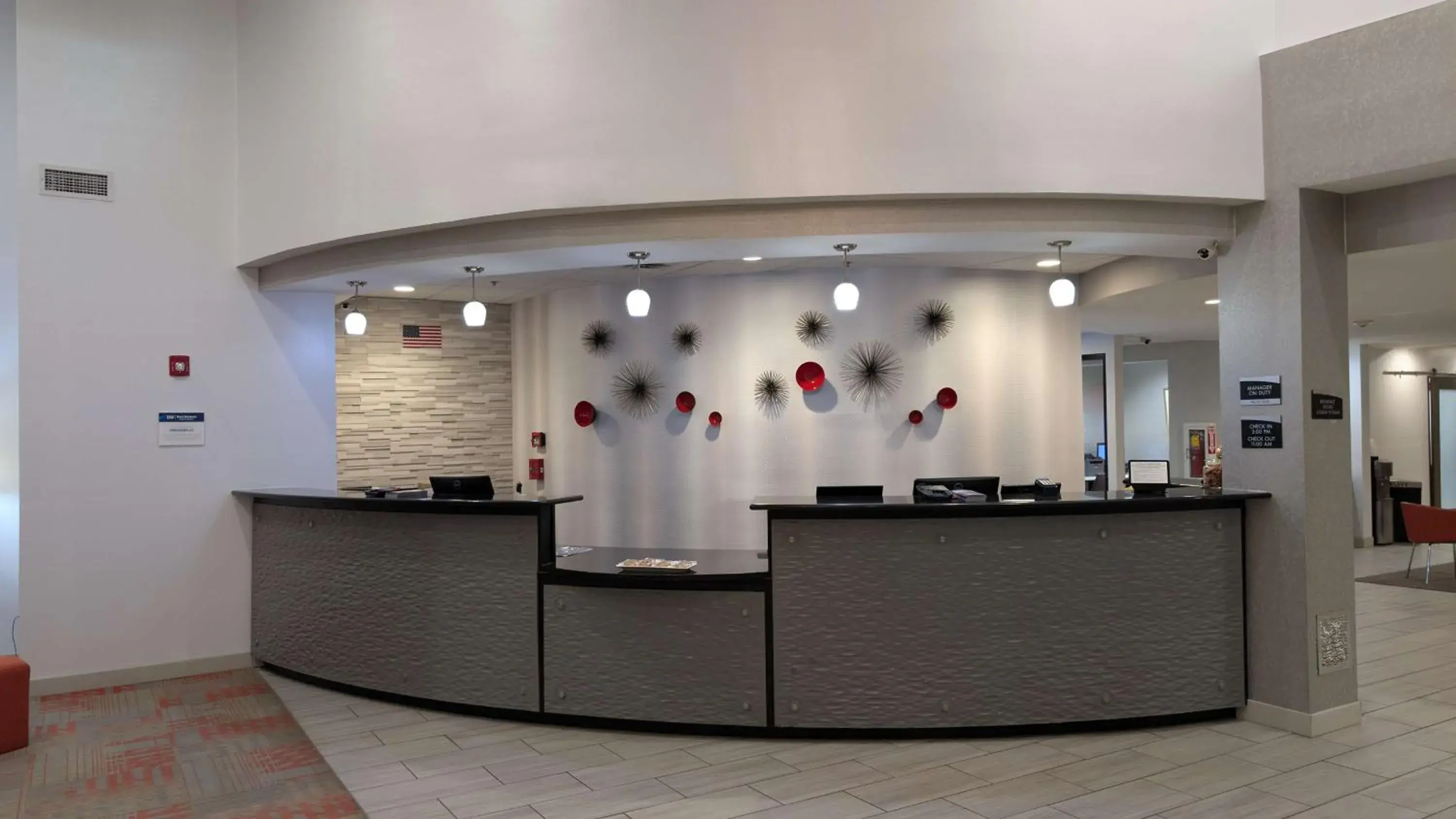 Lobby or reception in Sonesta Essential Columbus Lobby or reception in Sonesta Essential Columbus