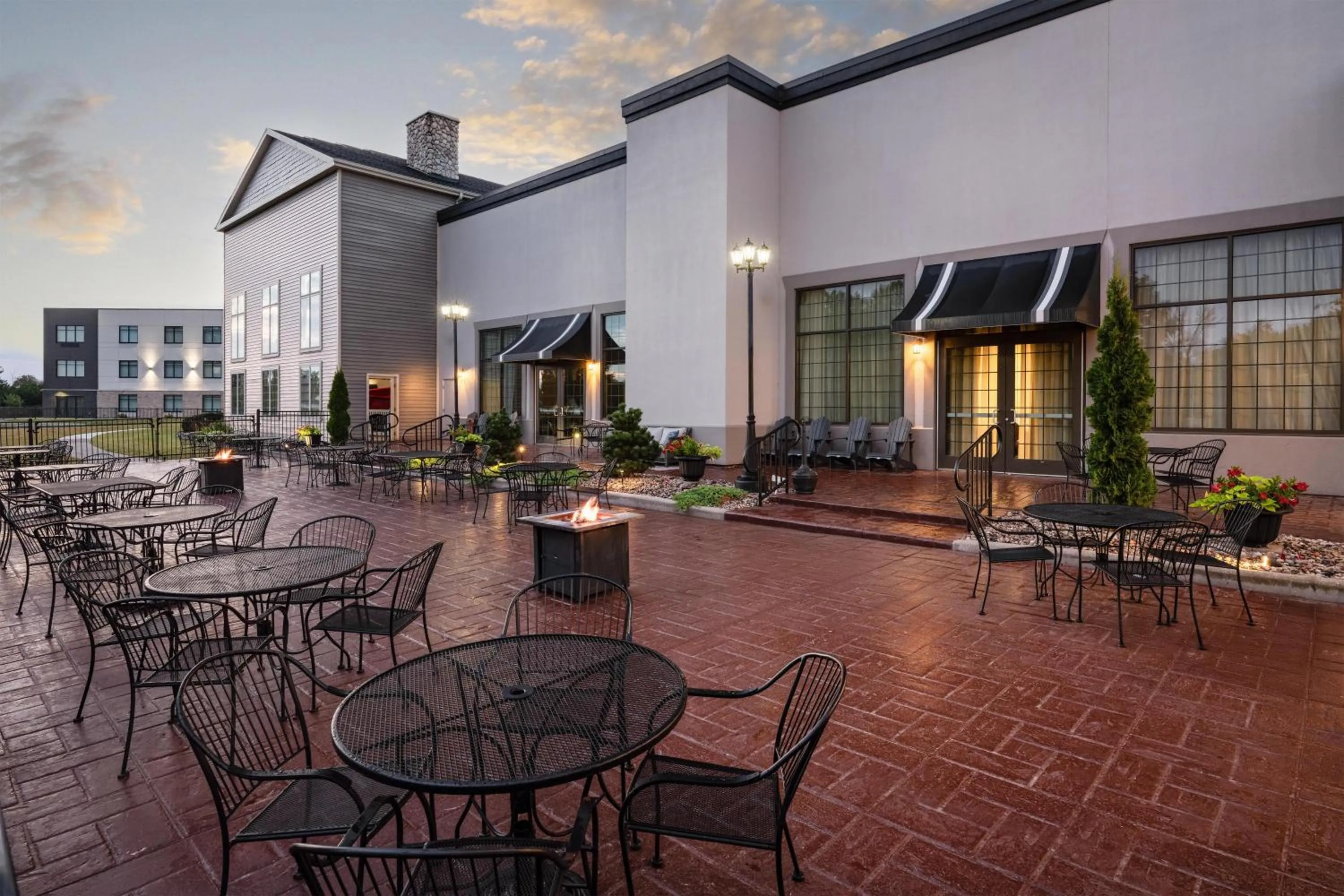 Banquet/Function facilities in Best Western Premier Bridgewood Hotel Resort