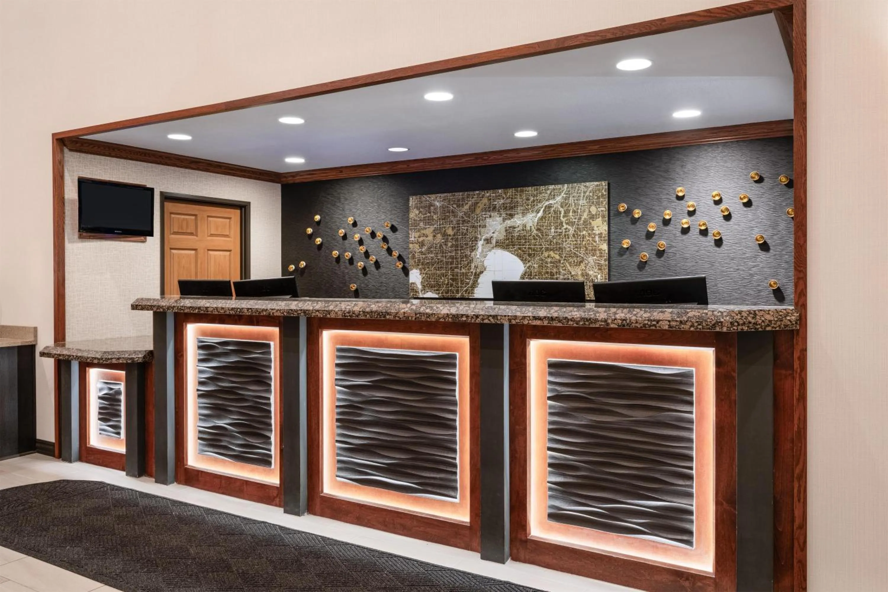 Lobby or reception in Best Western Premier Bridgewood Hotel Resort