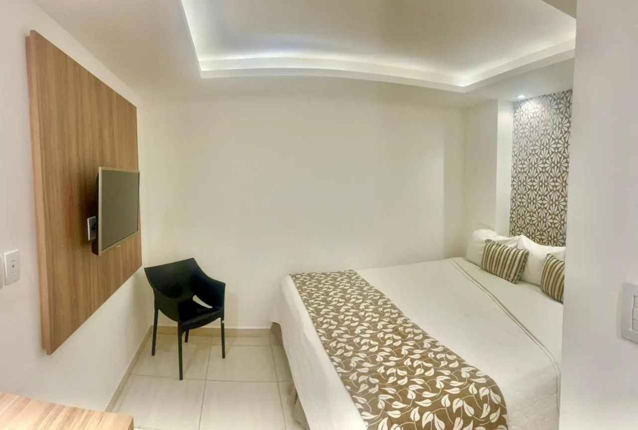 Photo of the whole room, Bed in Paradiso Macae Hotel