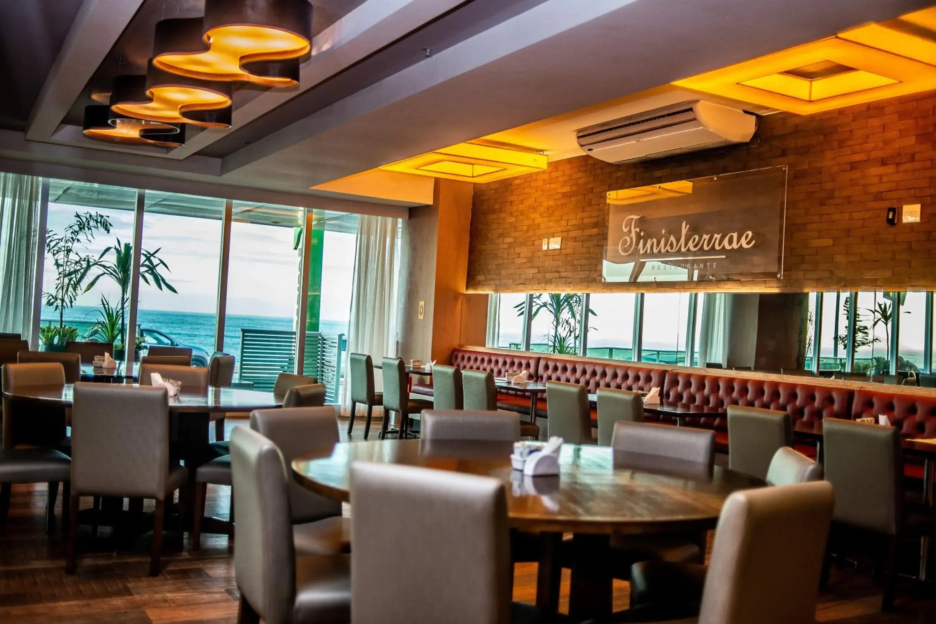 Restaurant/places to eat in Paradiso Macae Hotel Restaurant/places to eat in Paradiso Macae Hotel