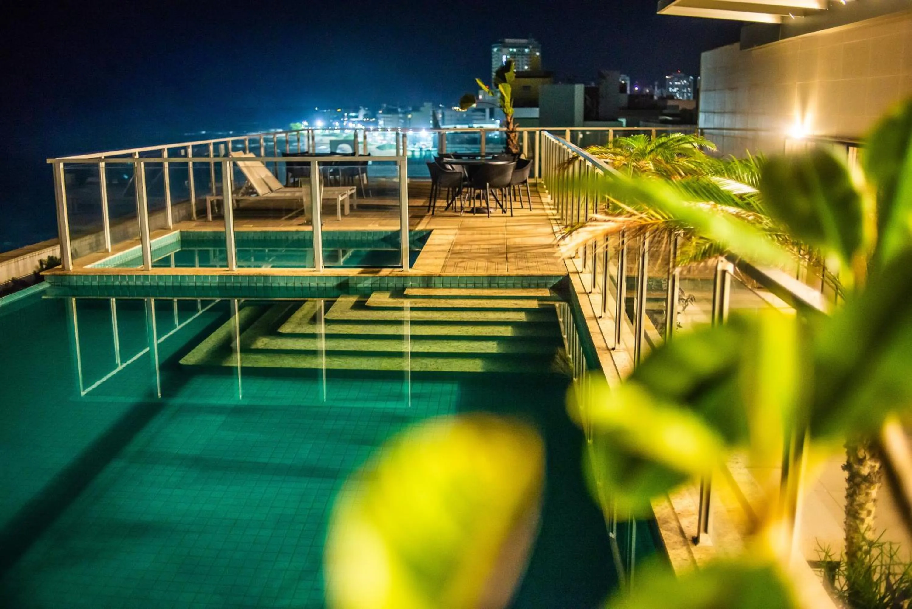 Night in Paradiso Macae Hotel