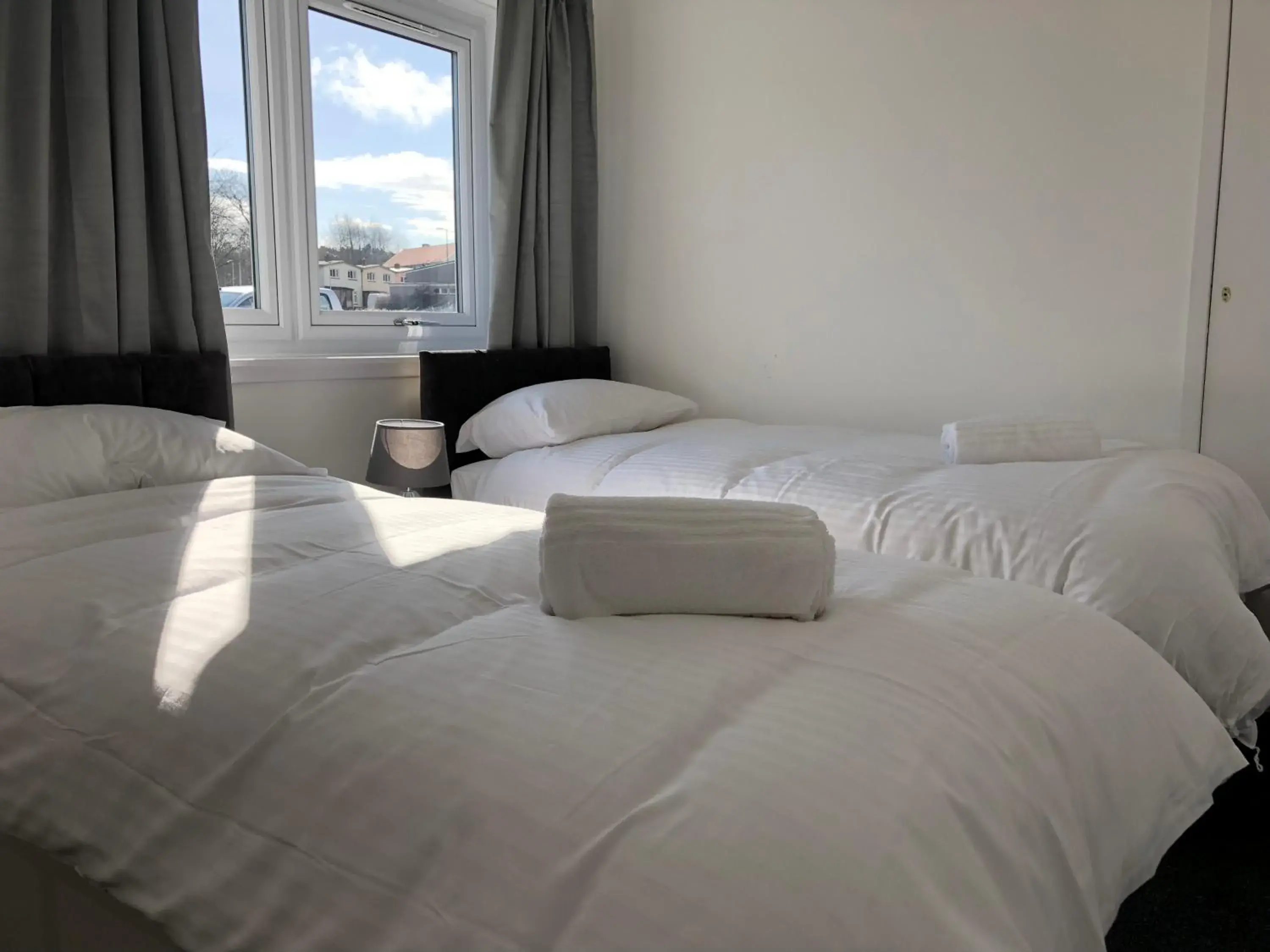 Glenrothes Central Apartments - One bedroom Apartment Glenrothes Central Apartments - One bedroom Apartment