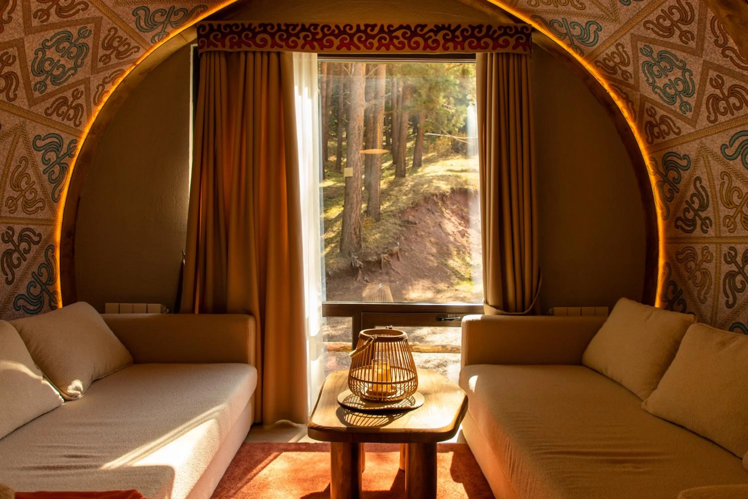 Living room in Supara Chunkurchak