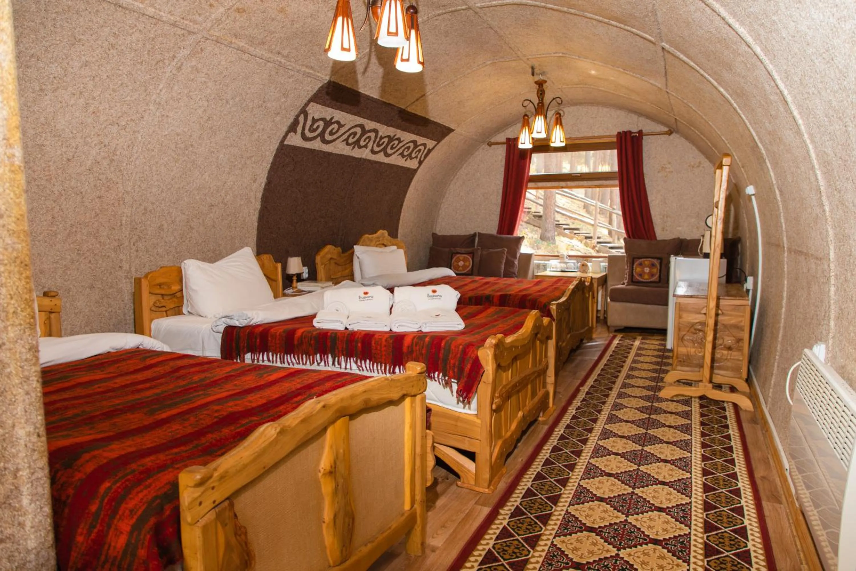 Bed in Supara Chunkurchak