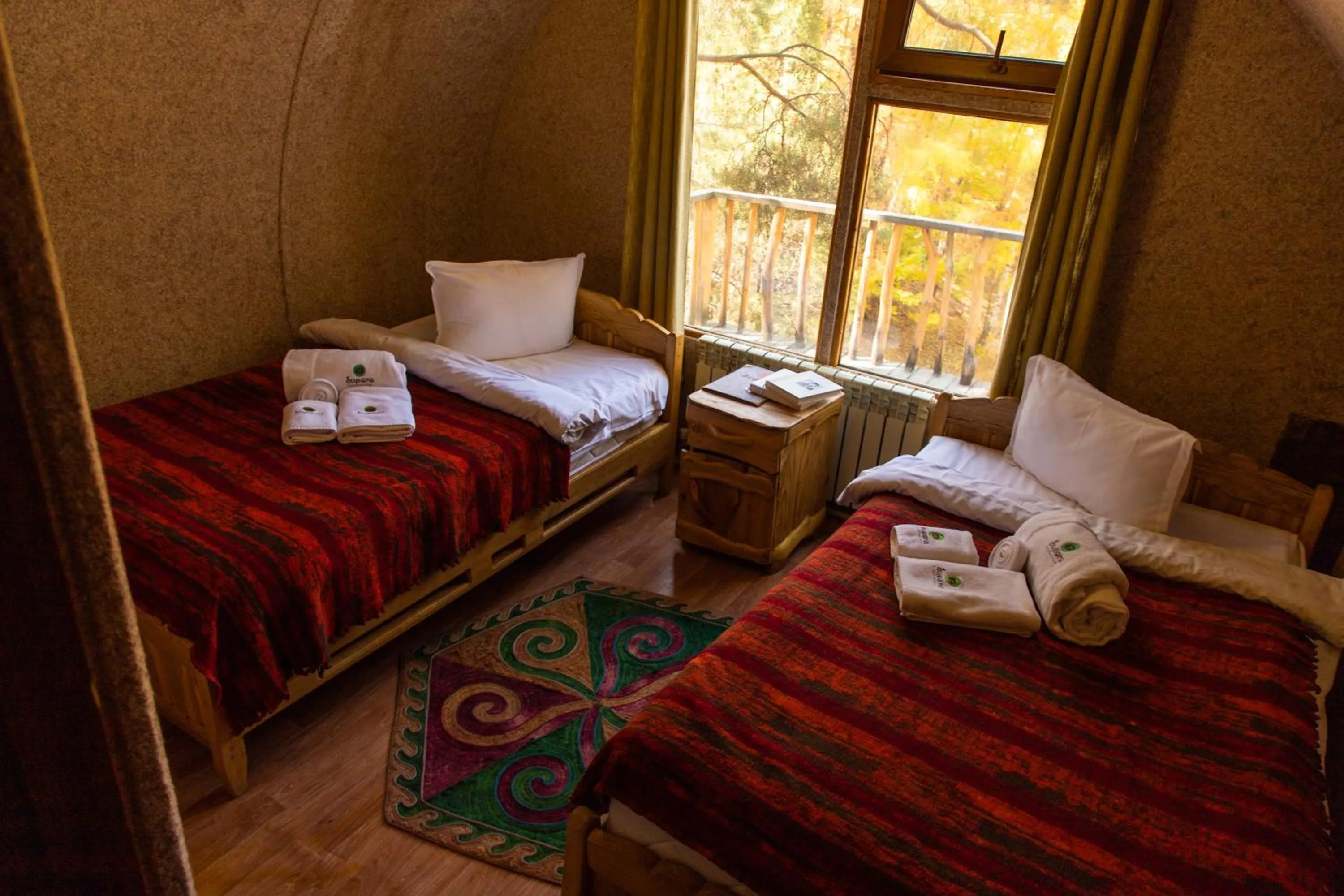 Bed in Supara Chunkurchak