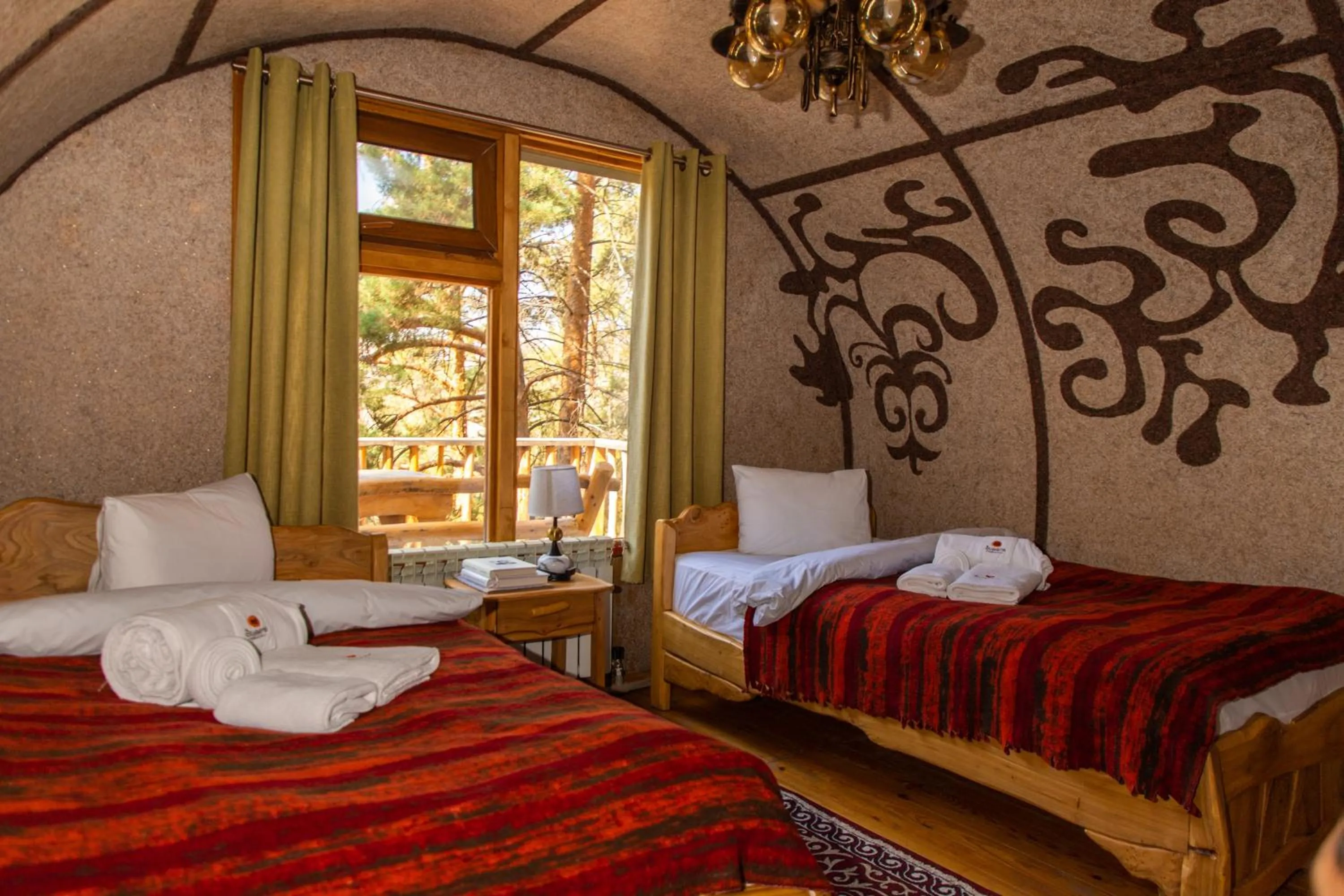 Bedroom, Bed in Supara Chunkurchak