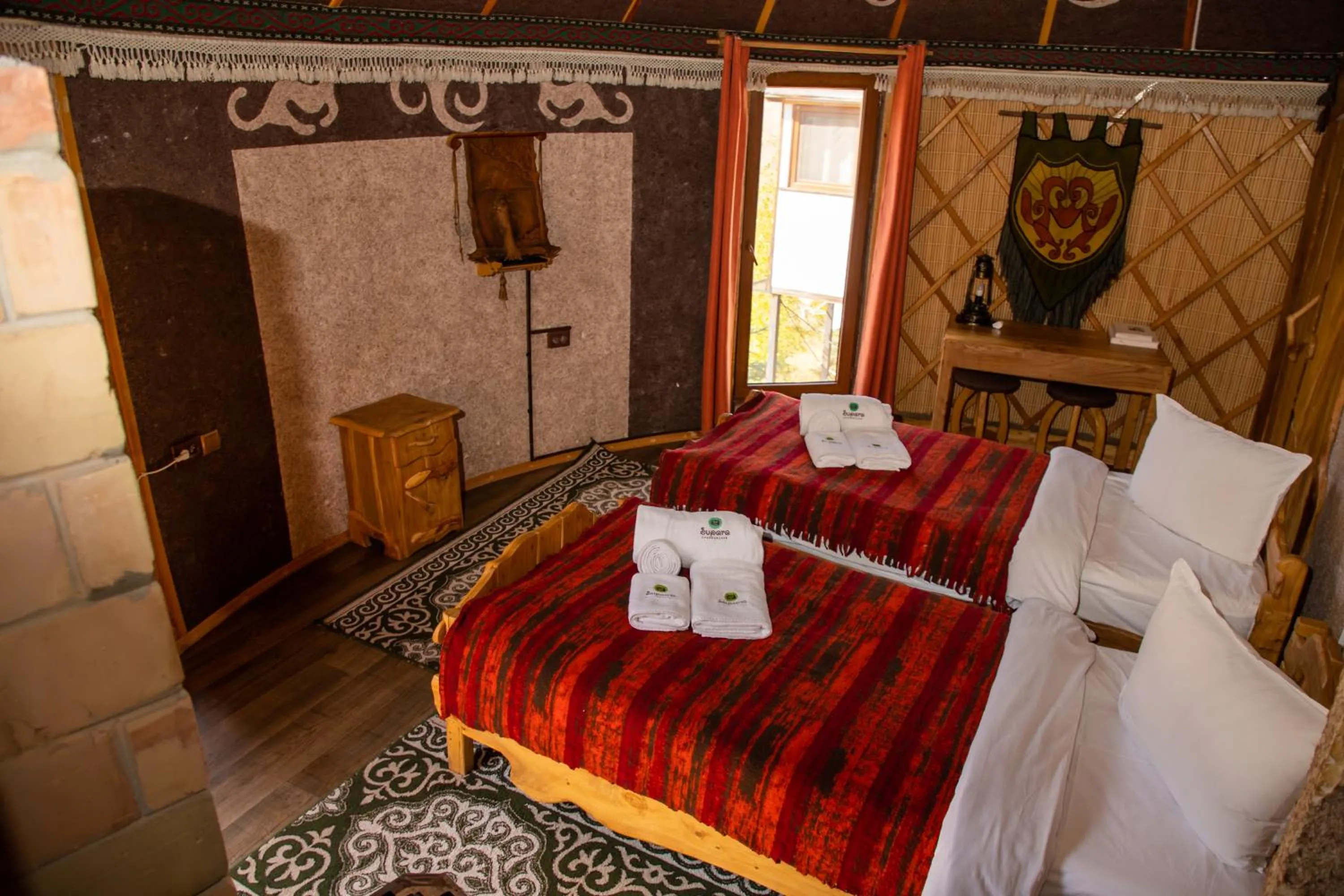 Bed in Supara Chunkurchak