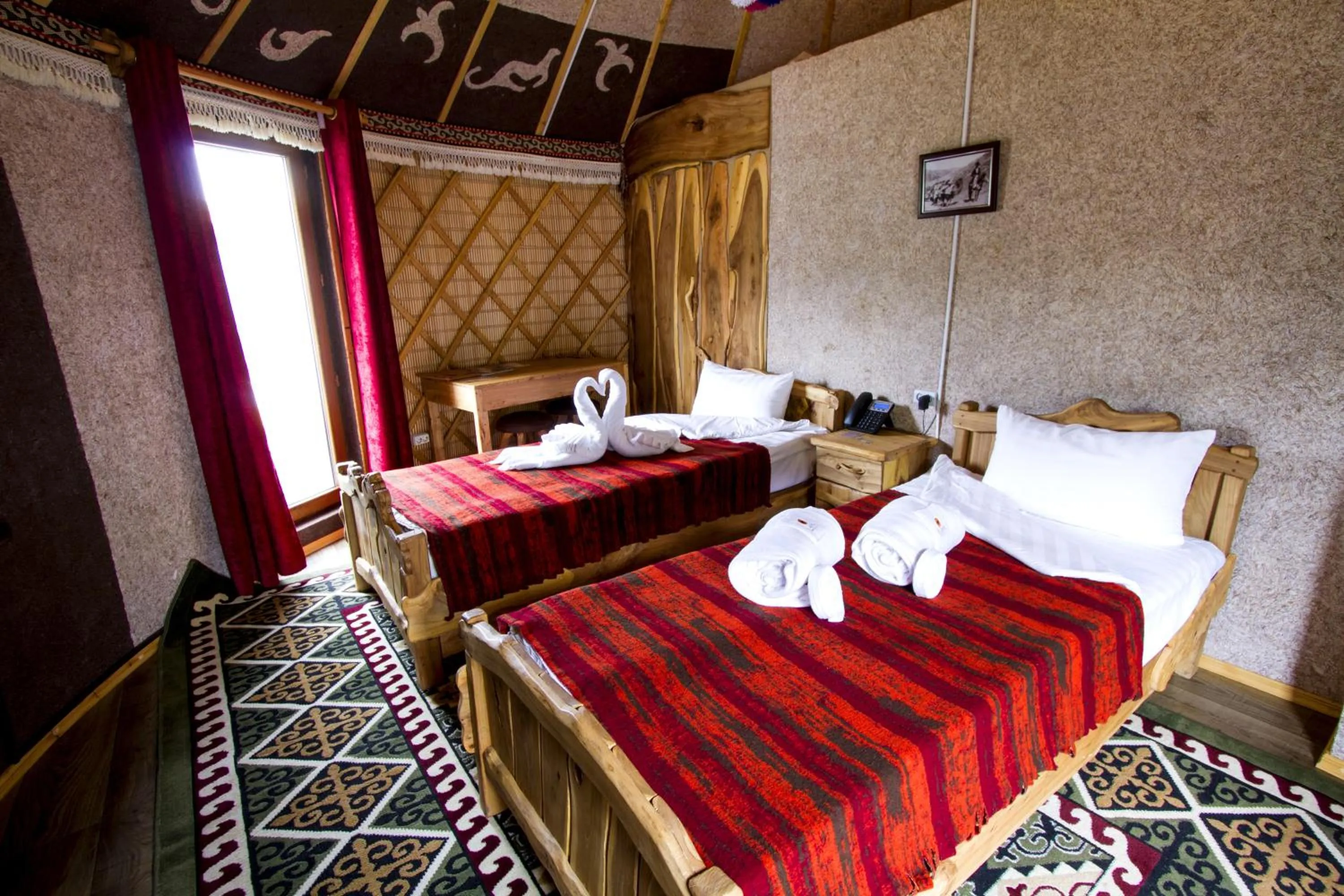 Bed in Supara Chunkurchak