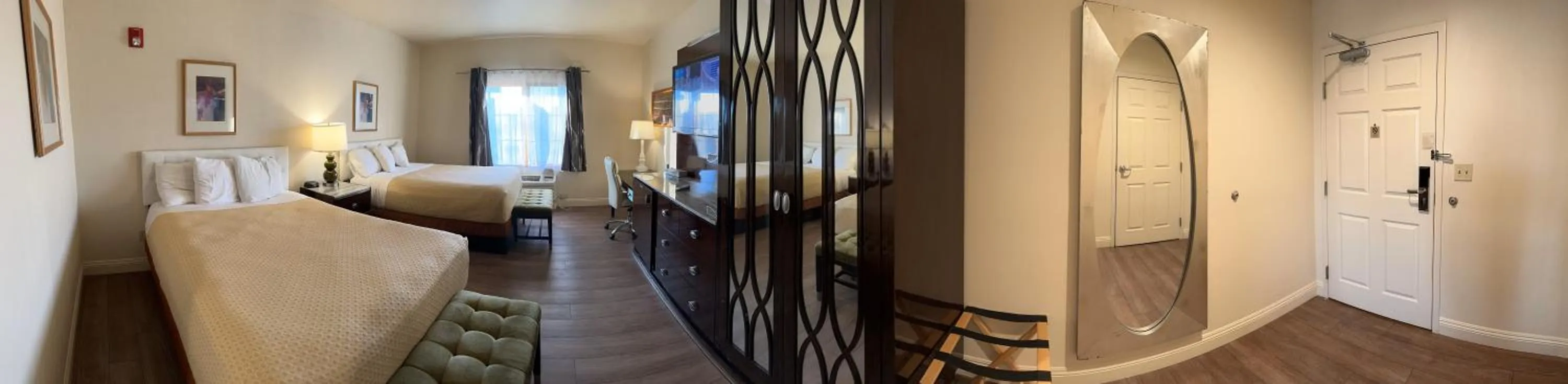 Bed in Rocklin Park Hotel, Trademark Collection by Wyndham