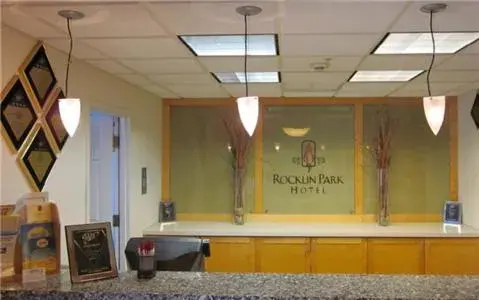 Lobby or reception in Rocklin Park Hotel