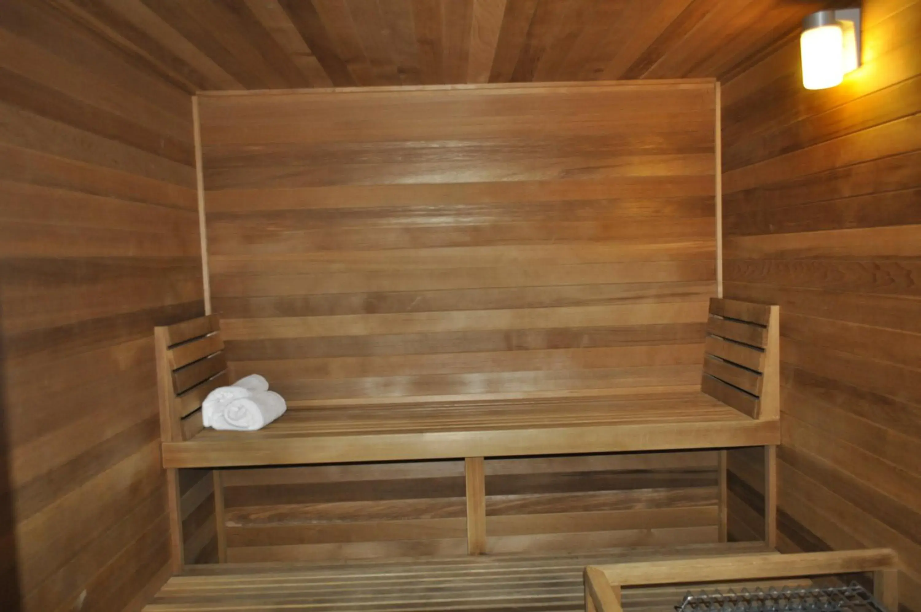 Sauna in Rocklin Park Hotel