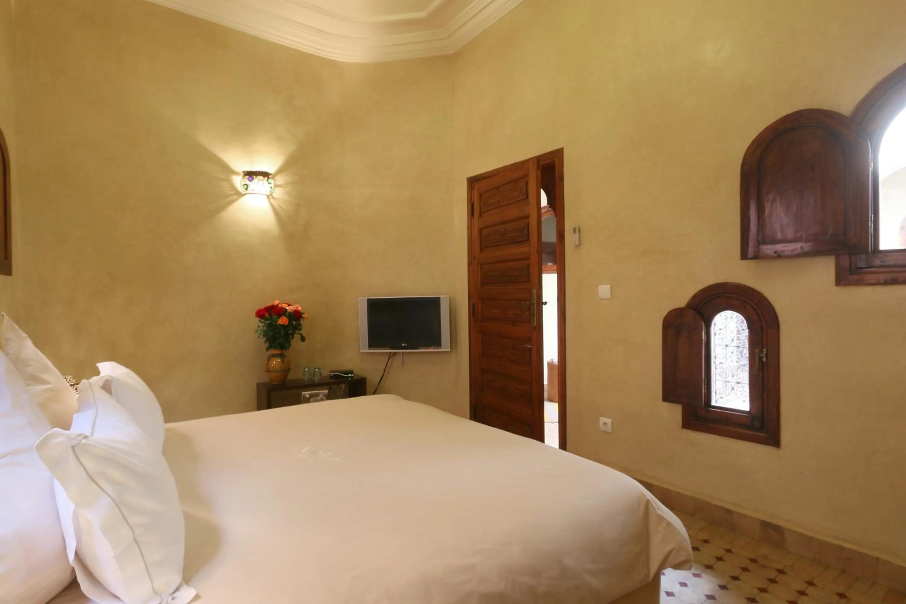 Bedroom, Bed in Riad L'Emir