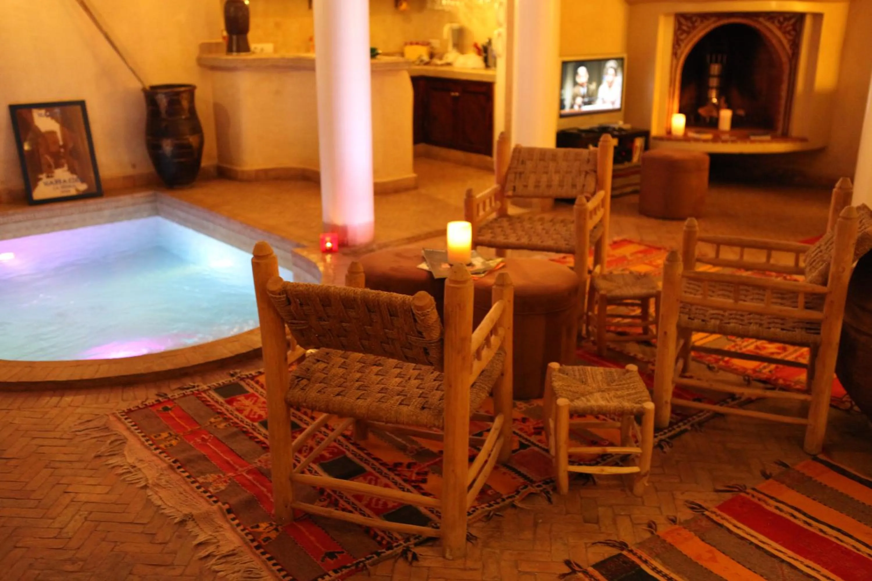 Seating area in Riad L'Emir