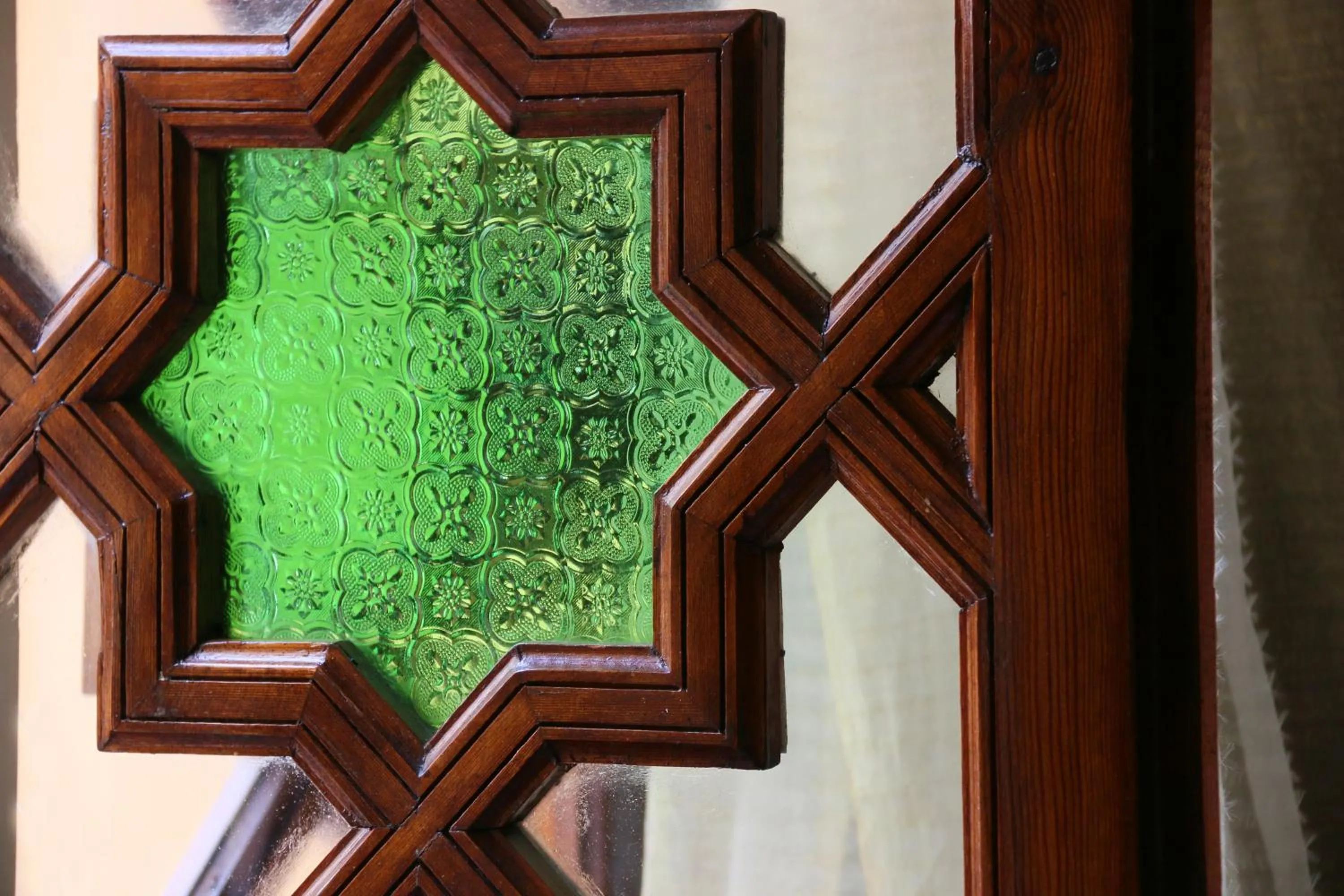 Decorative detail in Riad L'Emir