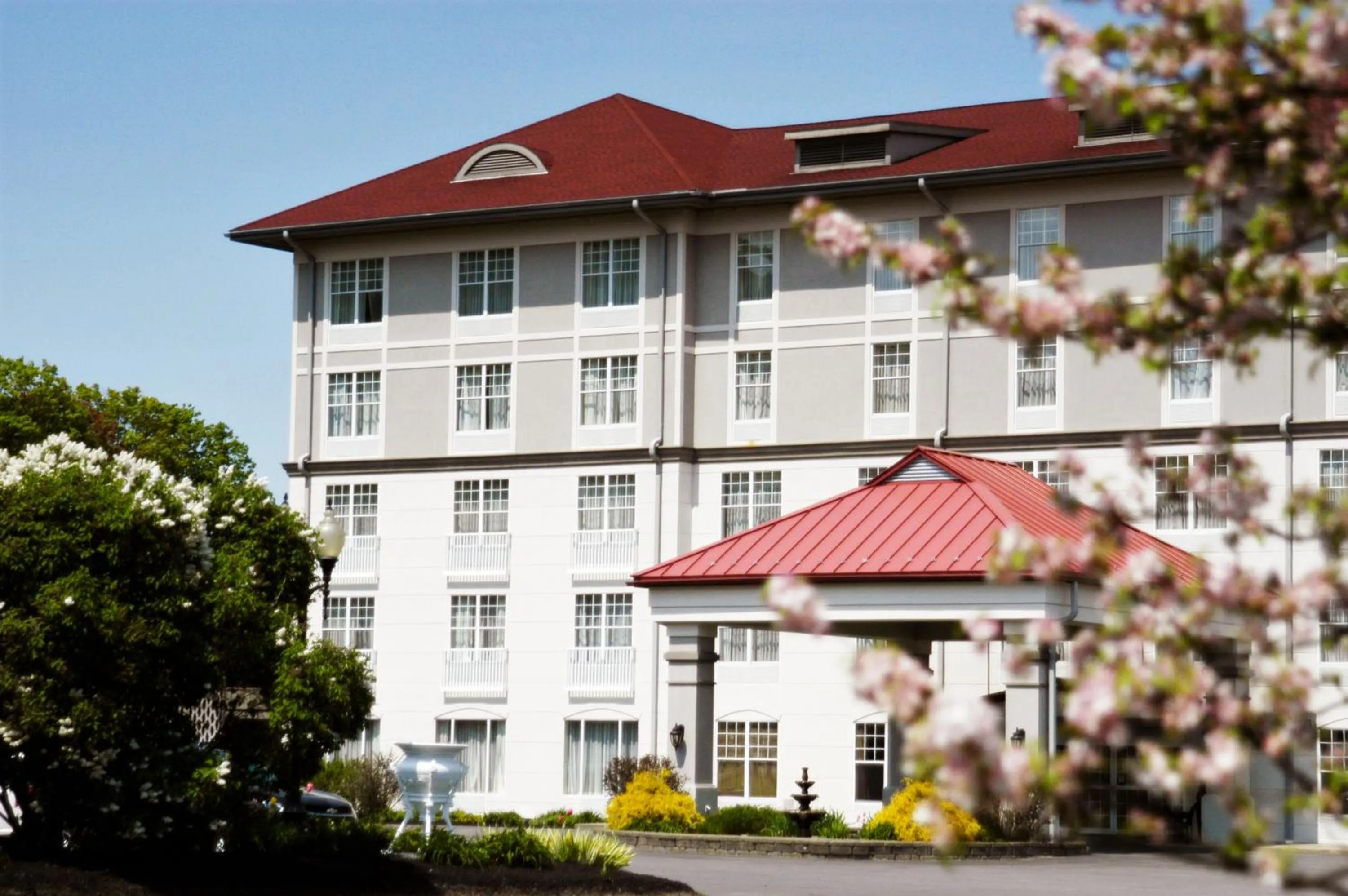 Property building in Fort William Henry Hotel