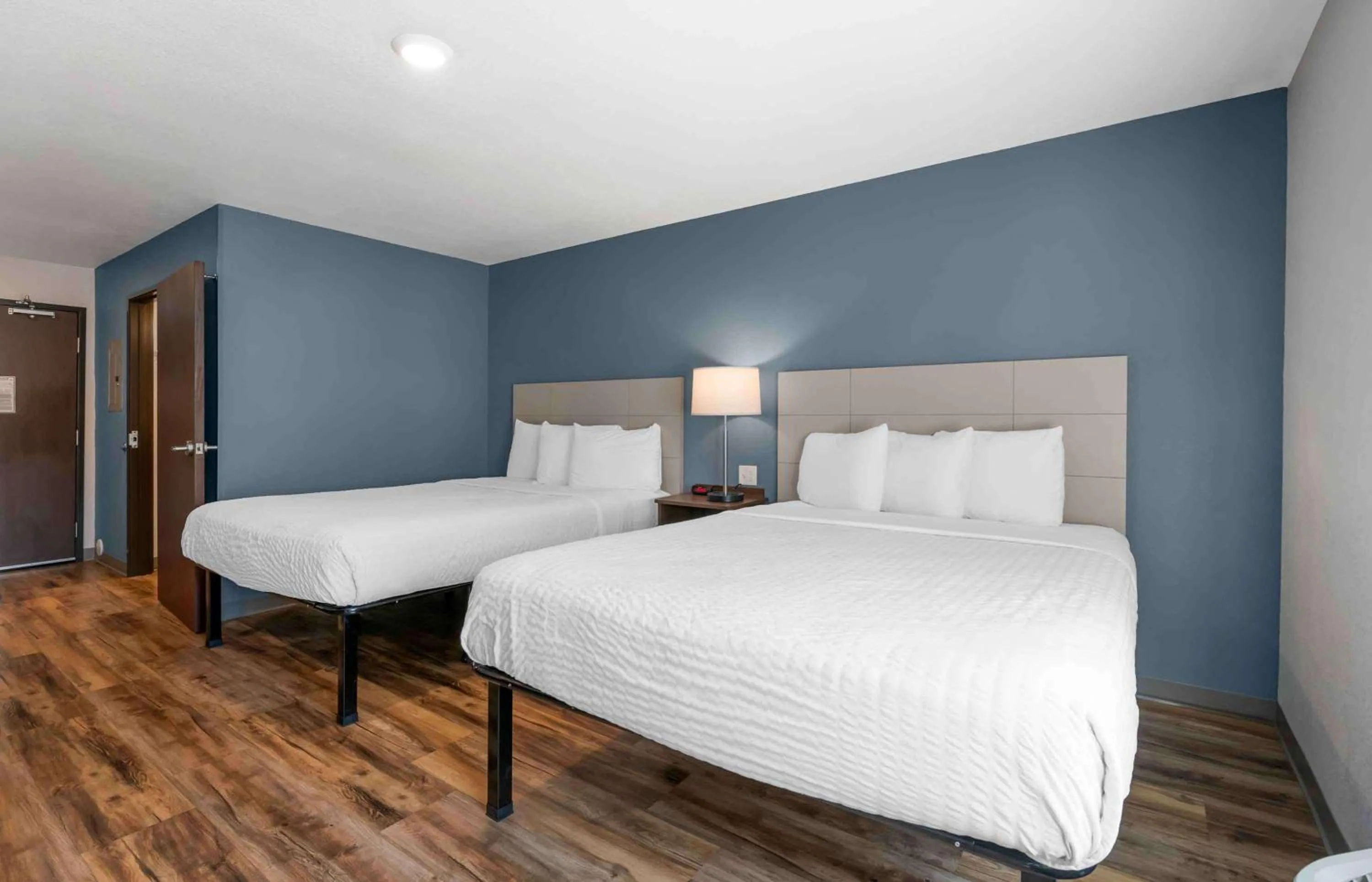 Bedroom, Bed in Extended Stay America Select Suites - Melbourne - West Melbourne