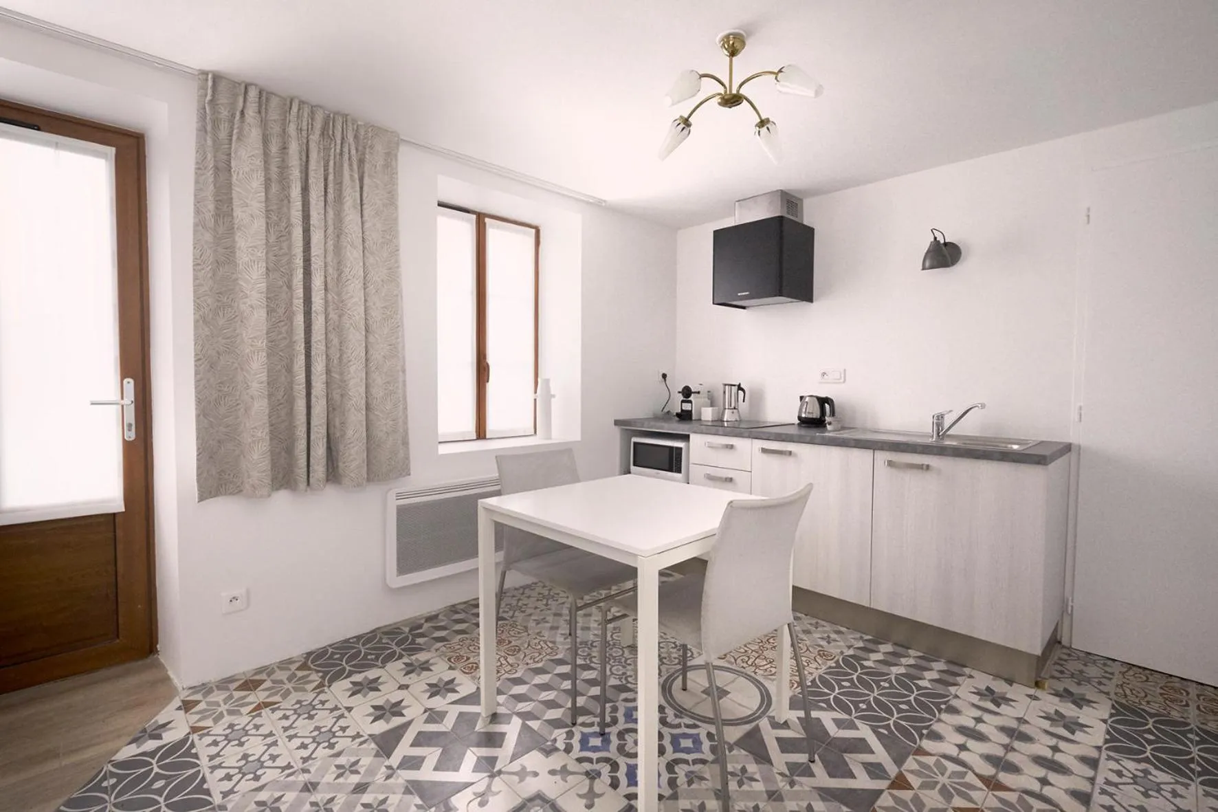 Coffee/tea facilities in Chemin des Ormeaux