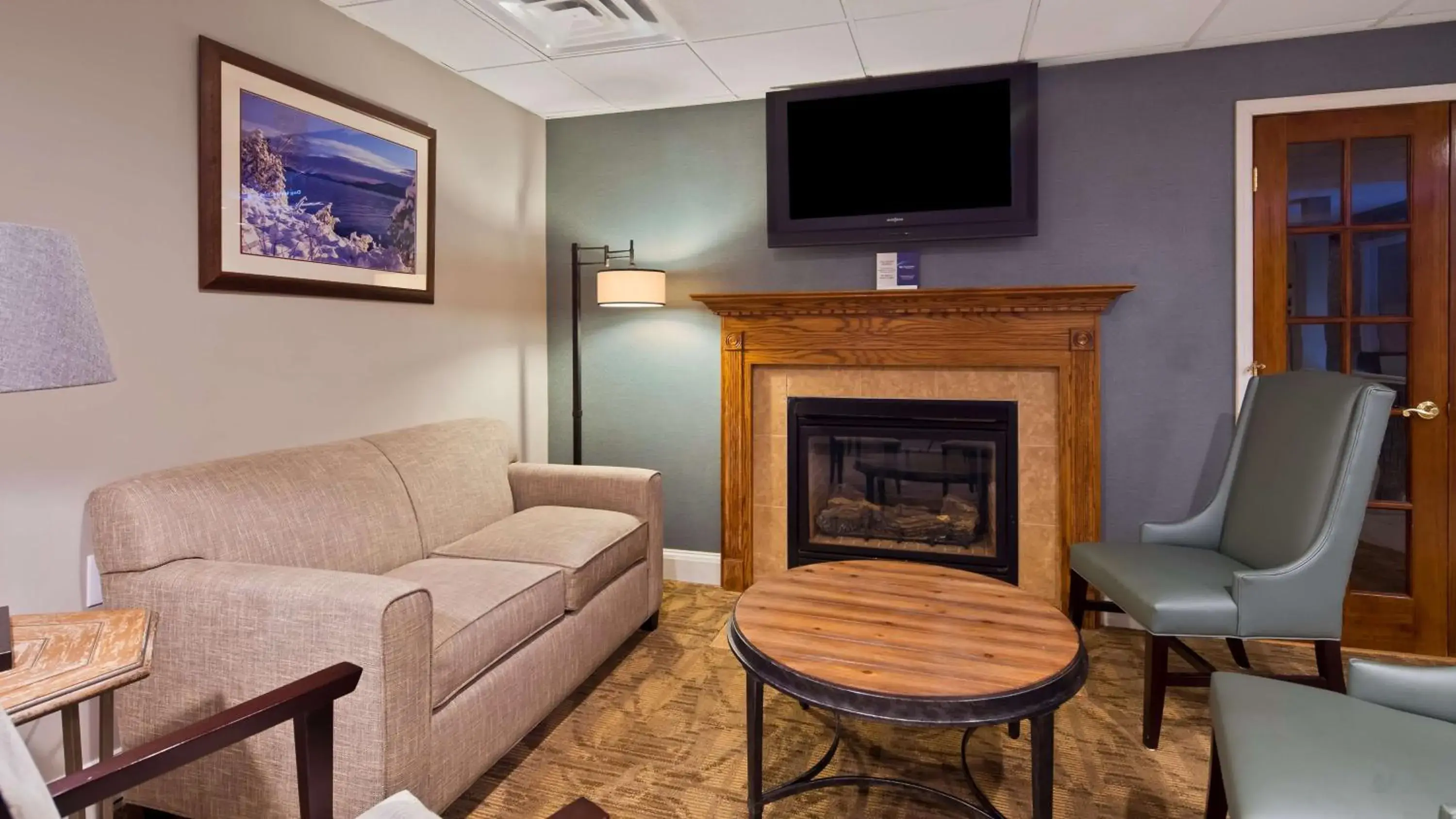 Lobby or reception in Best Western of Lake George Lobby or reception in Best Western of Lake George