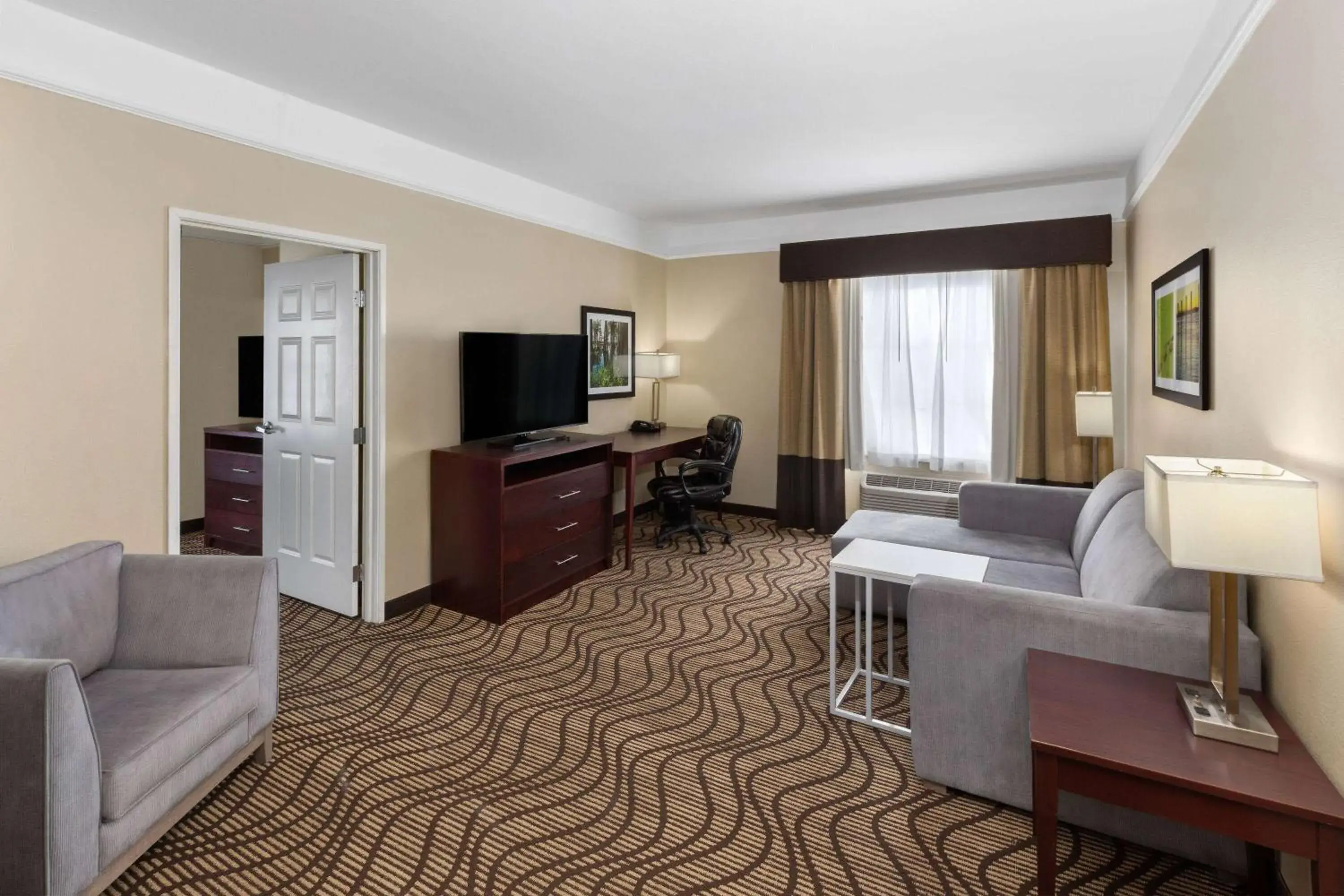 King Suite - Non-Smoking in La Quinta by Wyndham Houma King Suite - Non-Smoking in La Quinta by Wyndham Houma