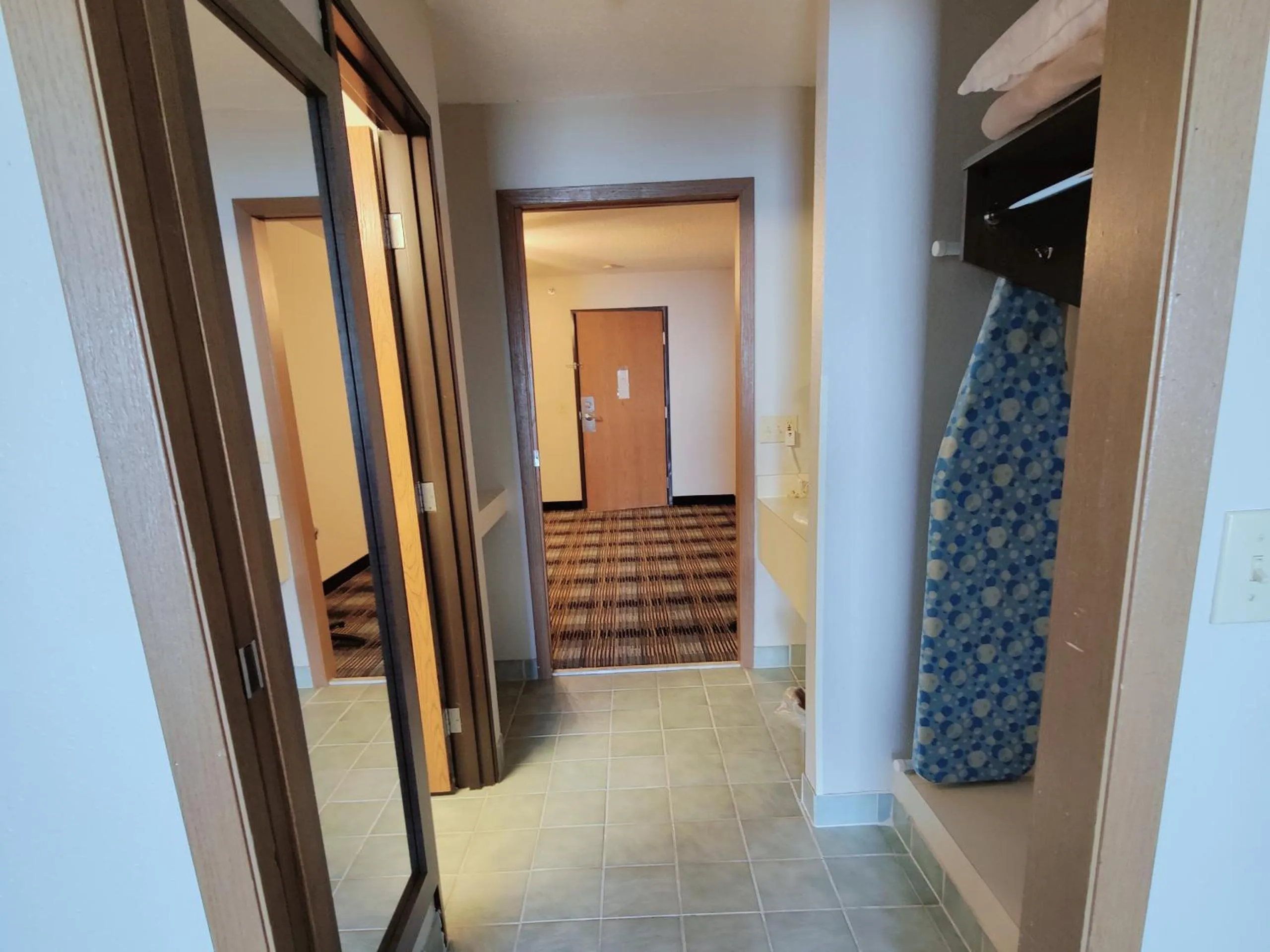 Bavarian Haus Lakefront Inn