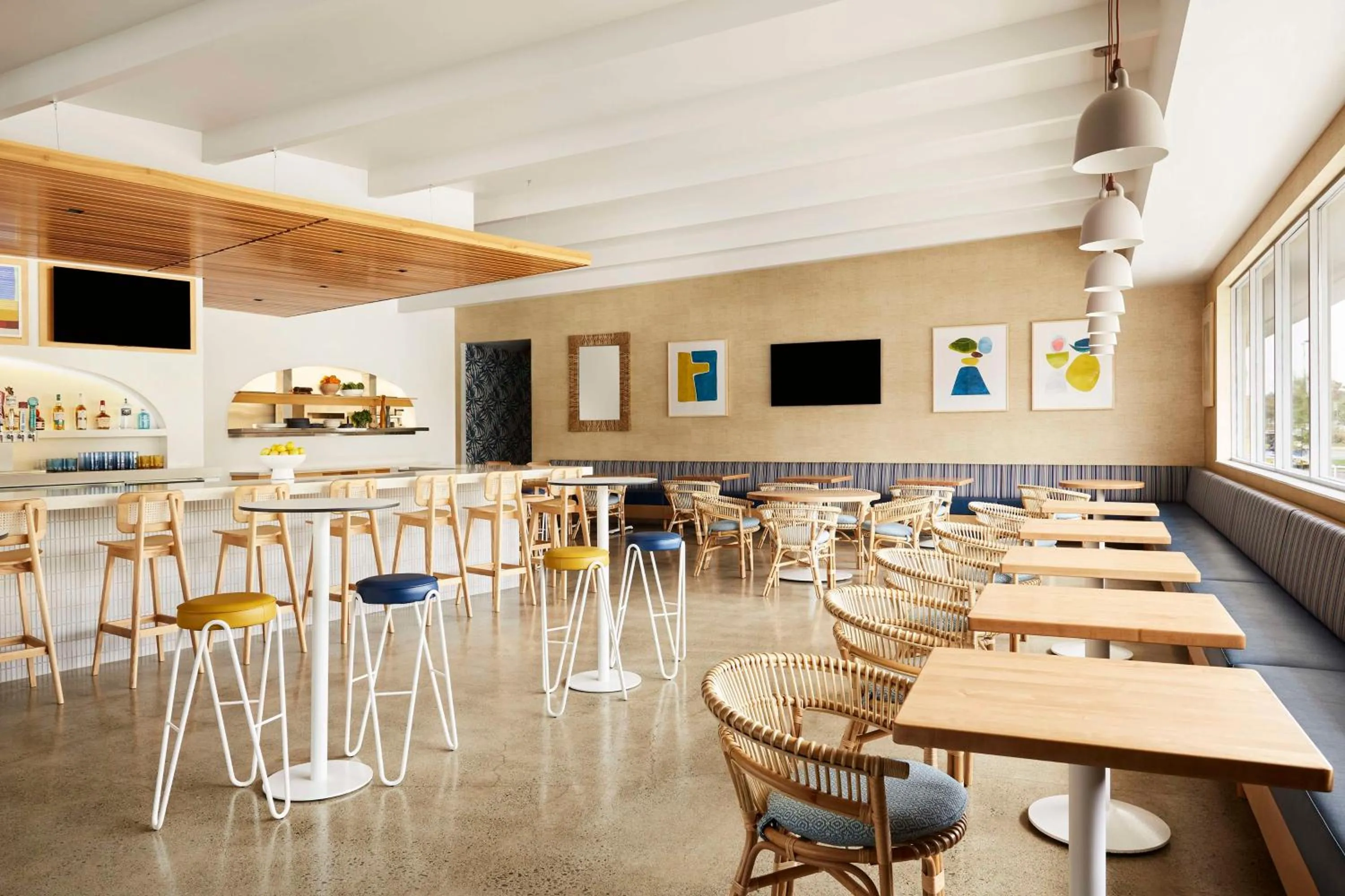 Restaurant/places to eat in Avatar Hotel Santa Clara, Tapestry Collection by Hilton