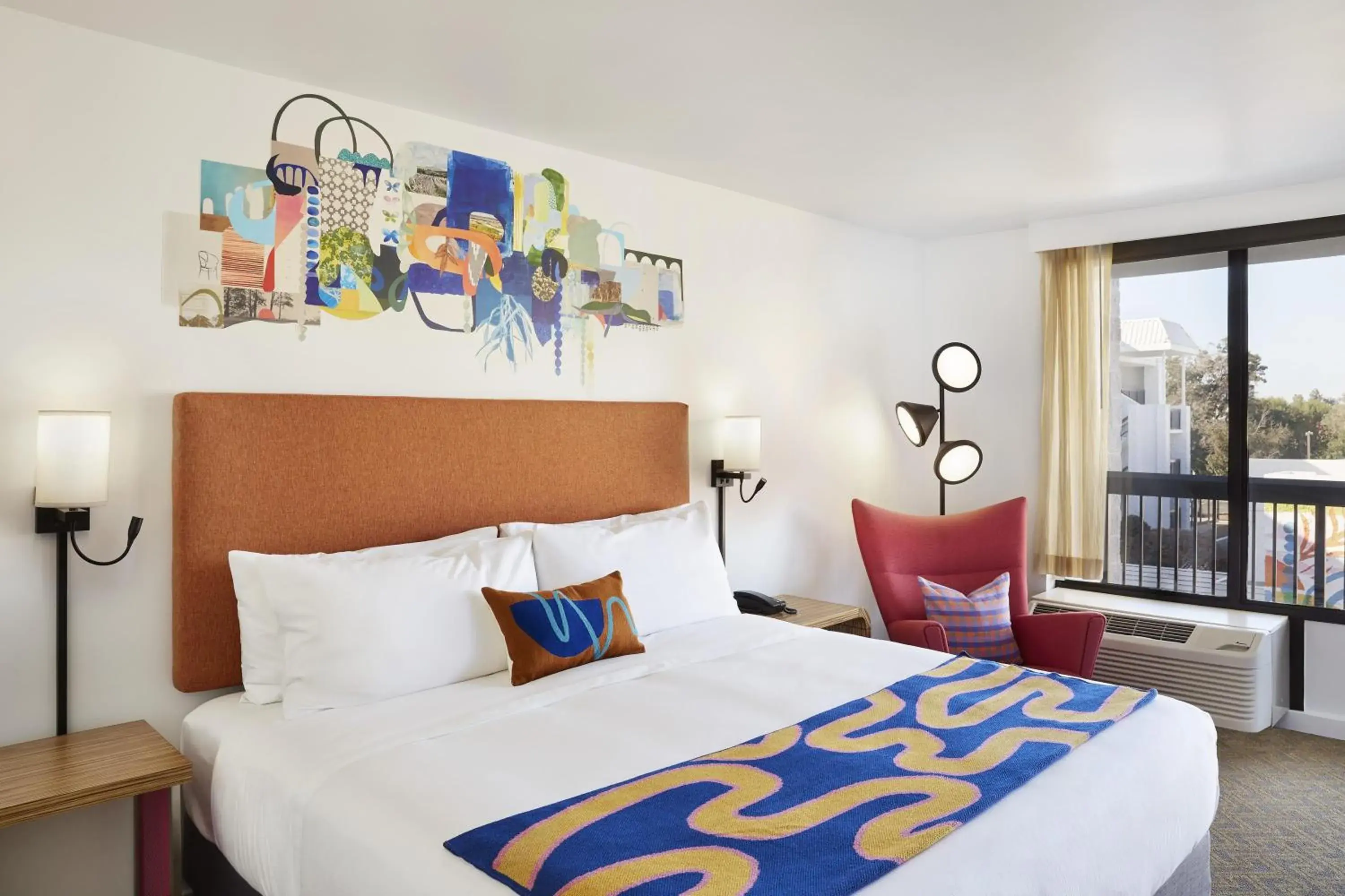 King Room - Non-Smoking in Avatar Hotel Santa Clara, Tapestry Collection by Hilton King Room - Non-Smoking in Avatar Hotel Santa Clara, Tapestry Collection by Hilton