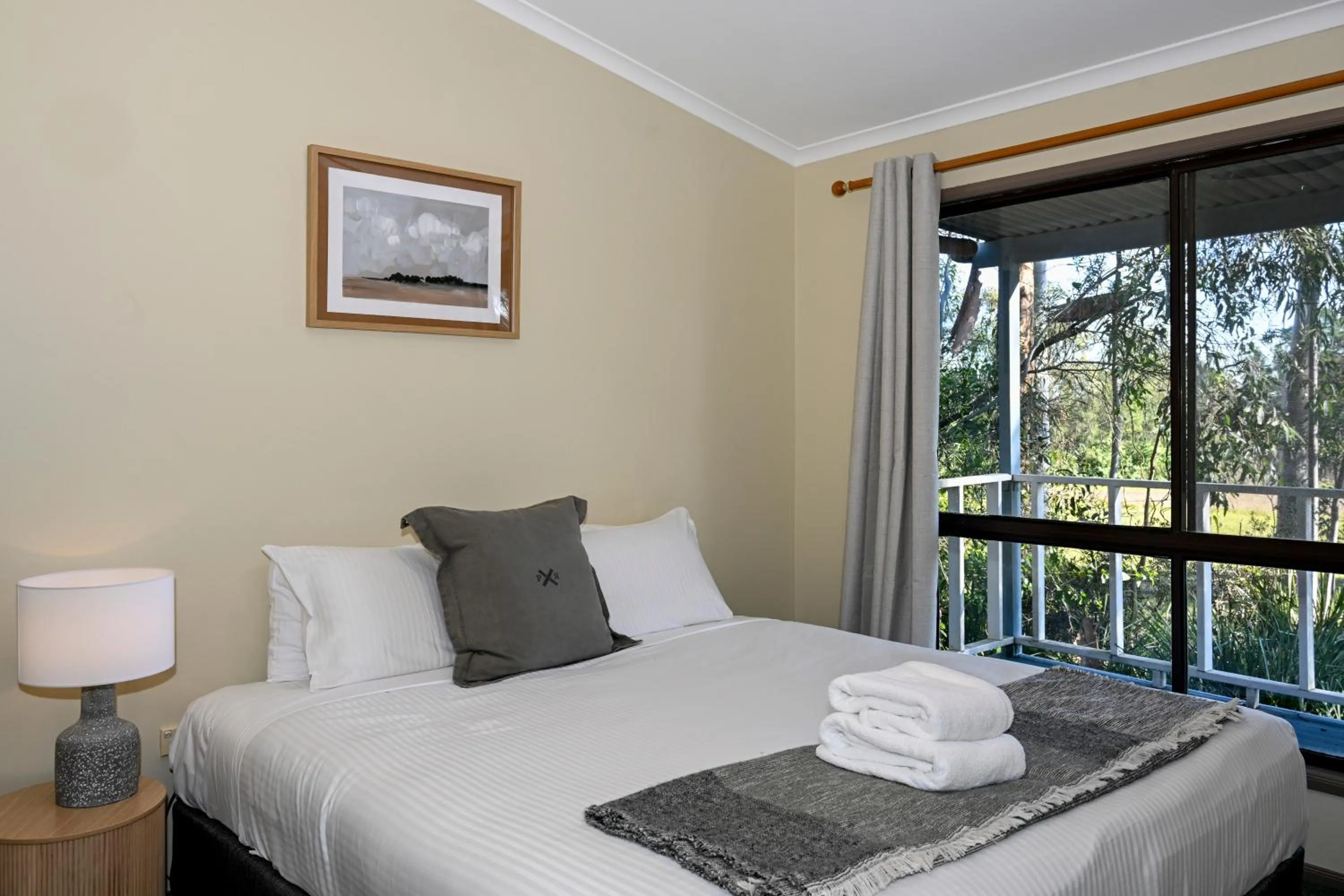 Bed in Cabins on Halls