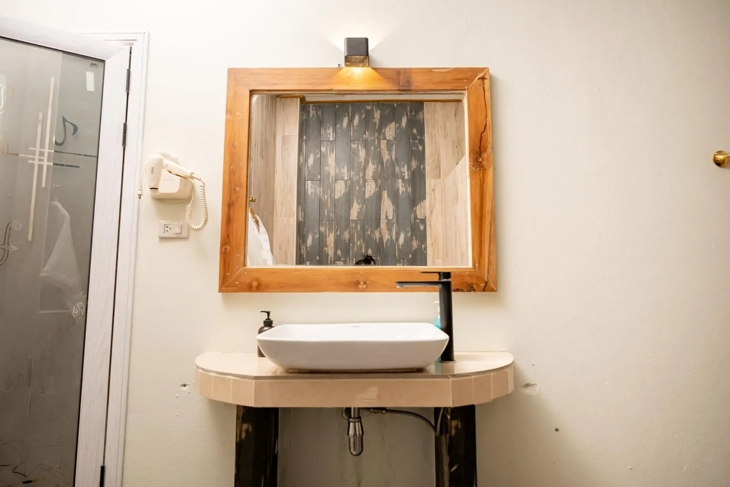 Bathroom in Tamnanpar Resort Bathroom in Tamnanpar Resort