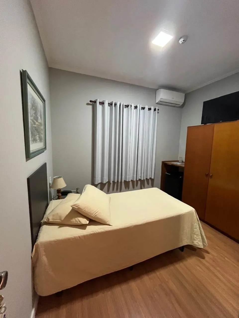 Breakfast, Bed in Skalla Hotel Nova Odessa