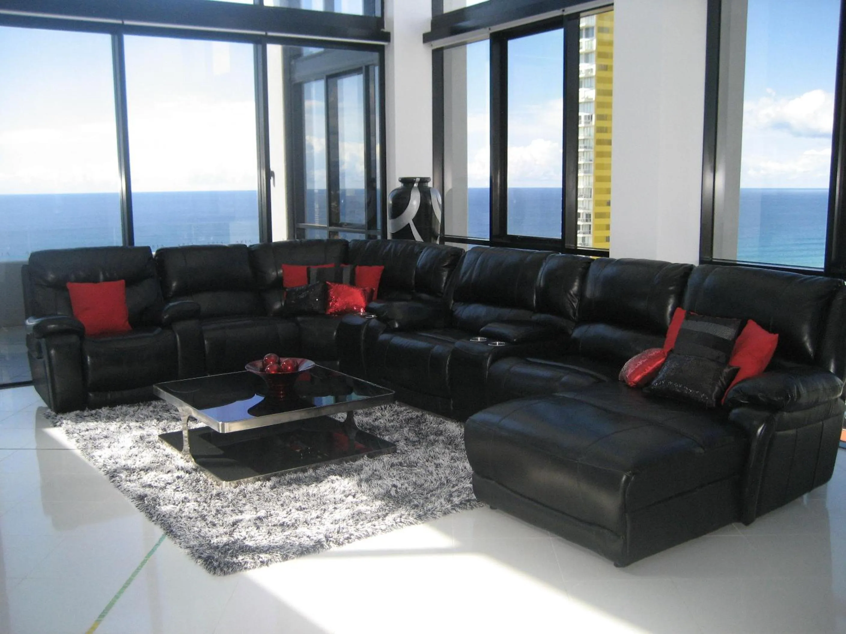 Day in Aria Apartments