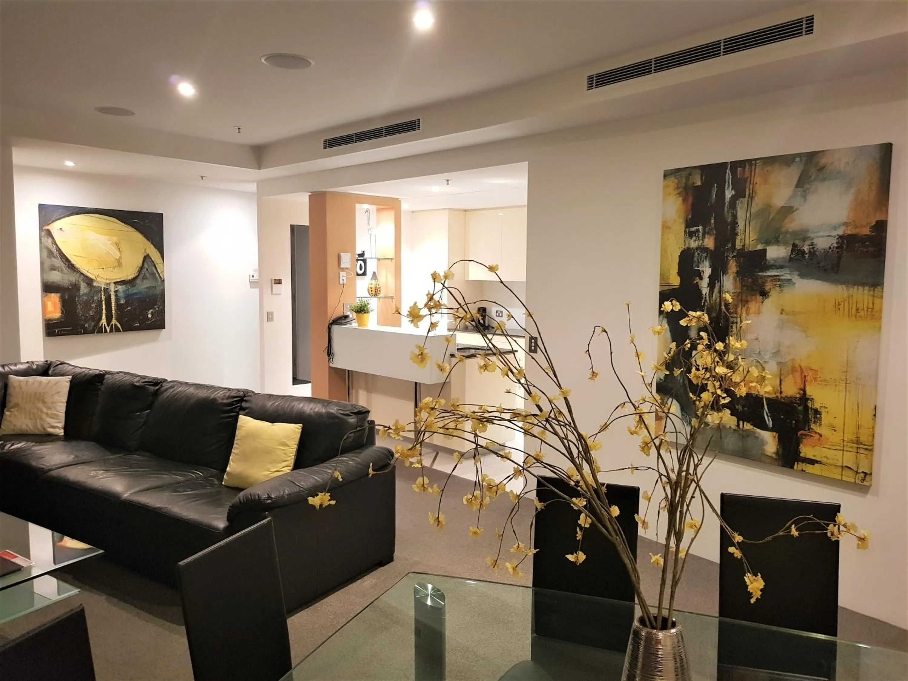 Kitchen or kitchenette in Aria Apartments