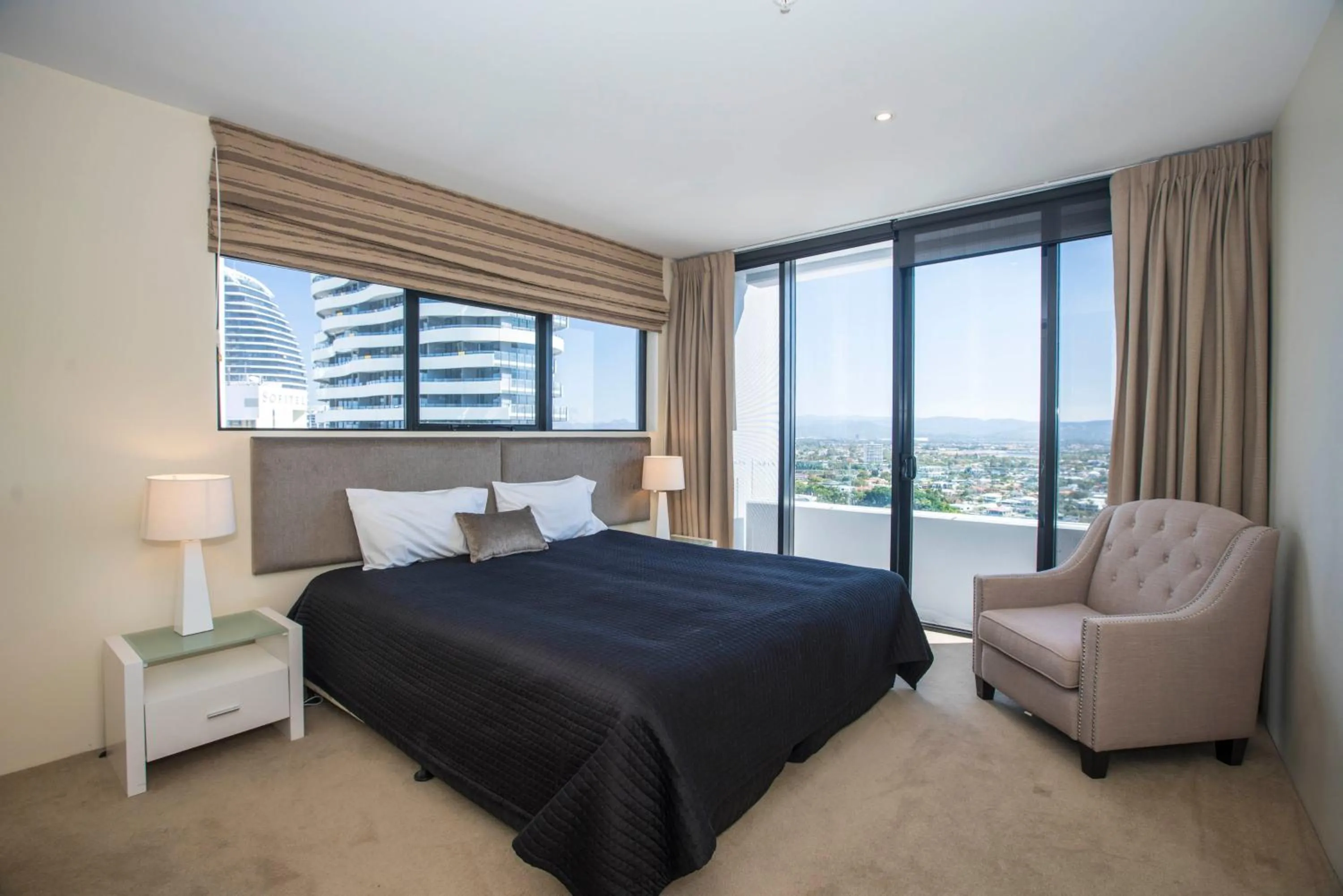 Day, Bed in Aria Apartments