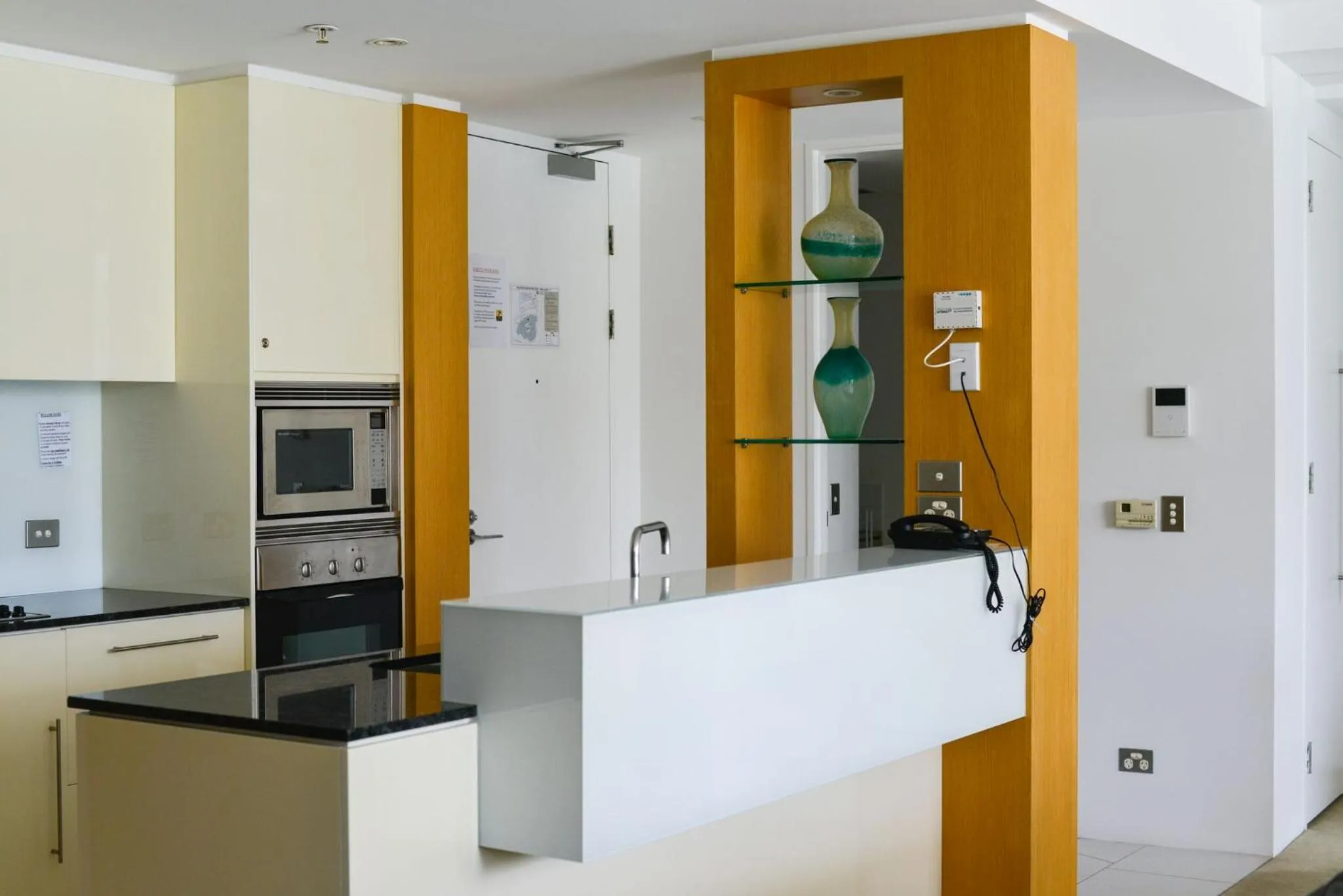 Coffee/tea facilities in Aria Apartments