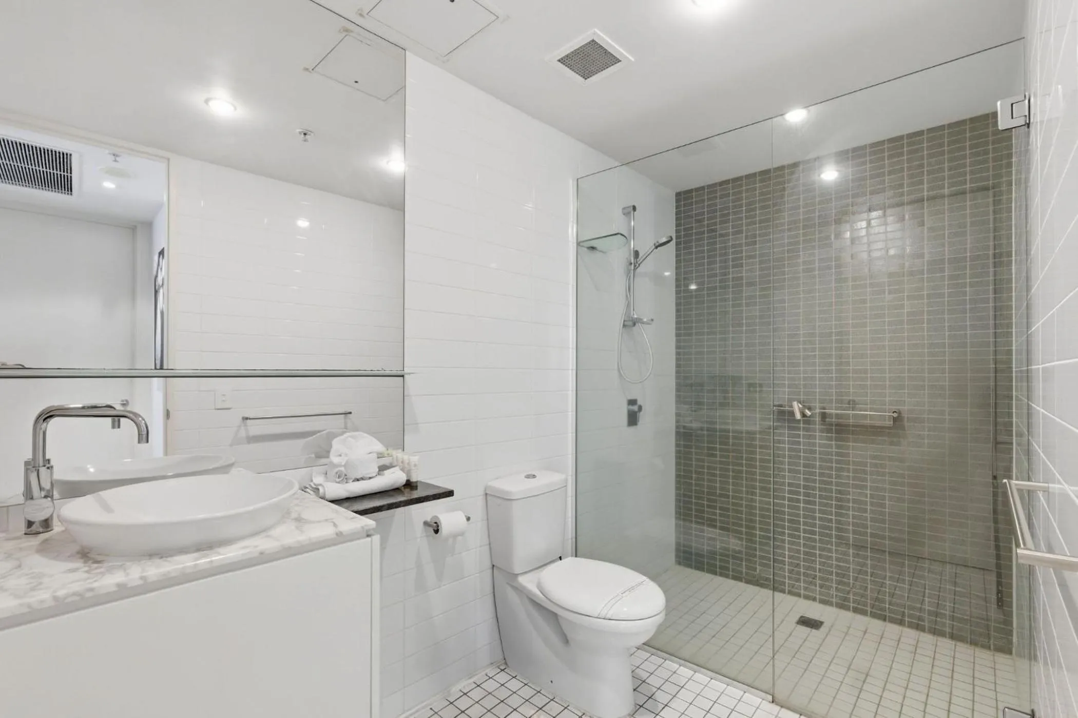 Shower in Aria Apartments