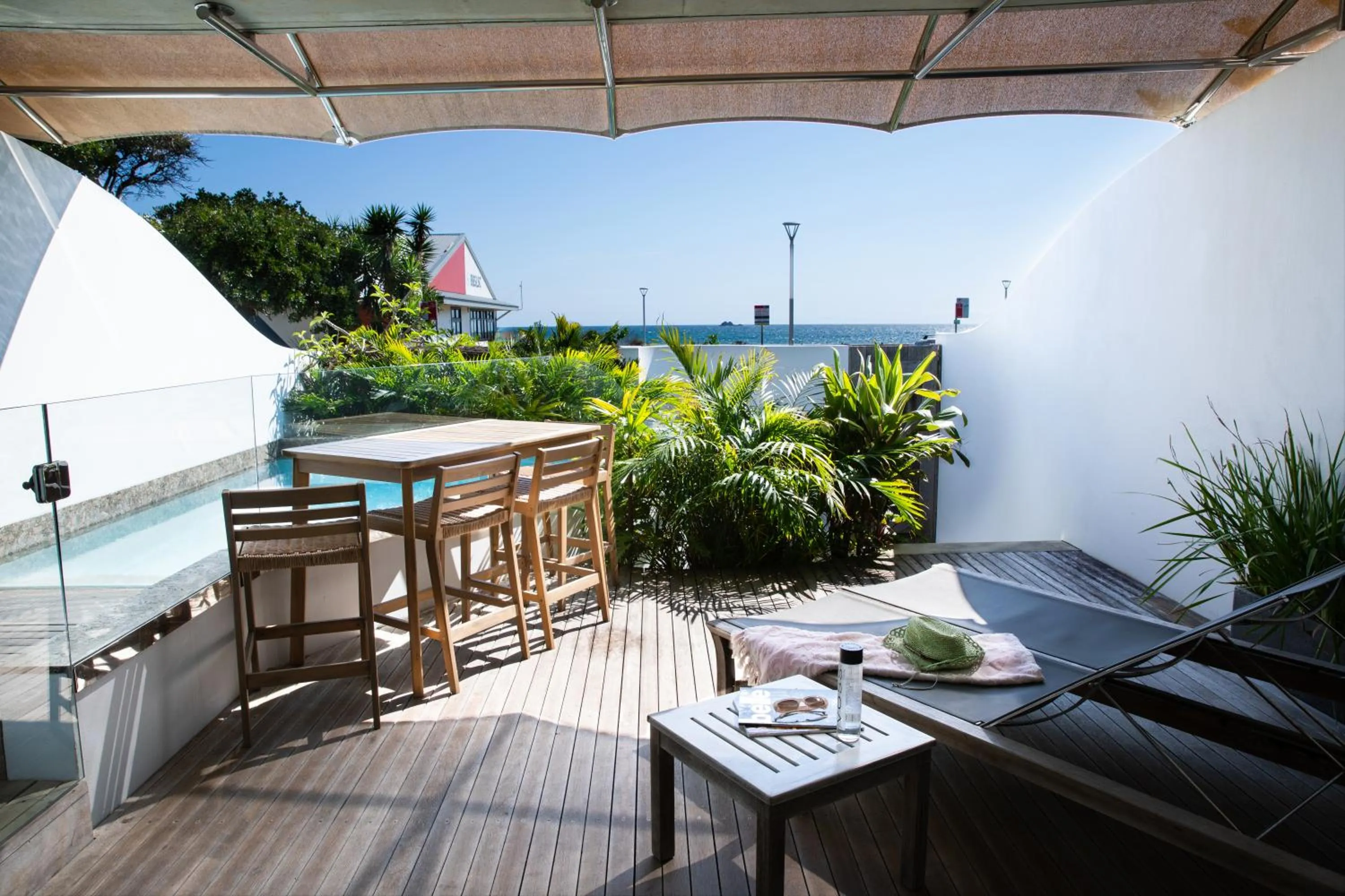Swimming pool in Beach Suites