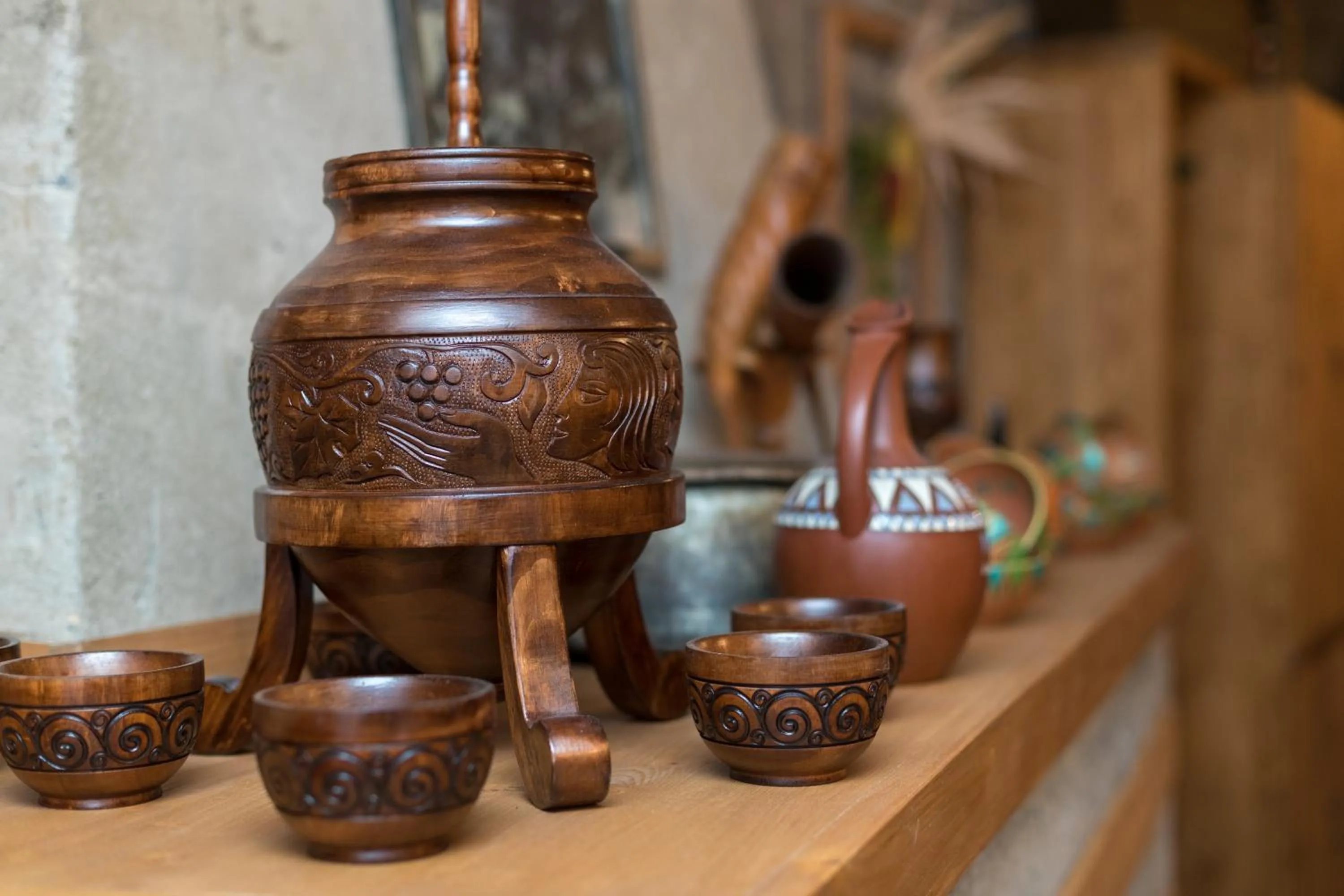 Restaurant/places to eat in Alliance Hotel