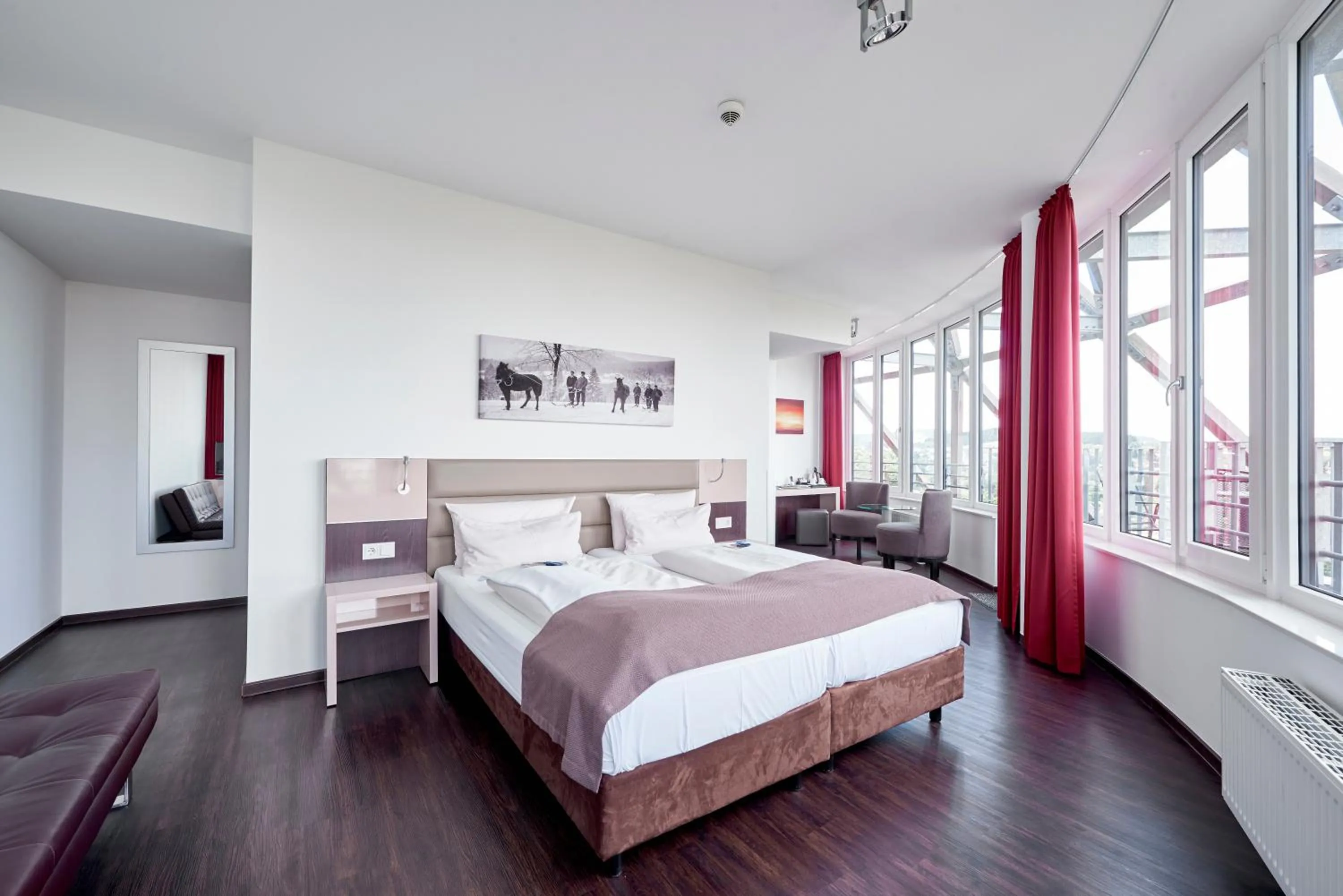 Bed in Hotel Oversum Winterberg Ski- und Vital Resort