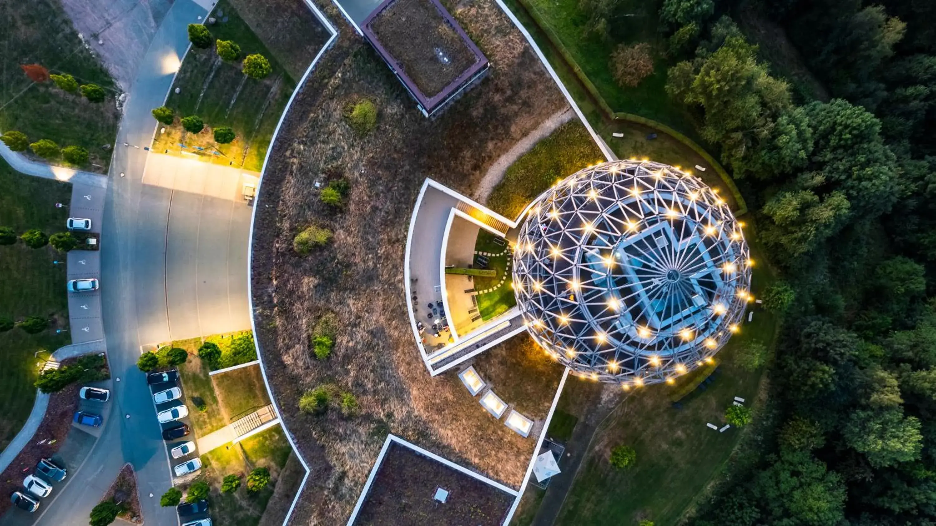 Property building in Hotel Oversum Winterberg Ski- und Vital Resort Property building in Hotel Oversum Winterberg Ski- und Vital Resort