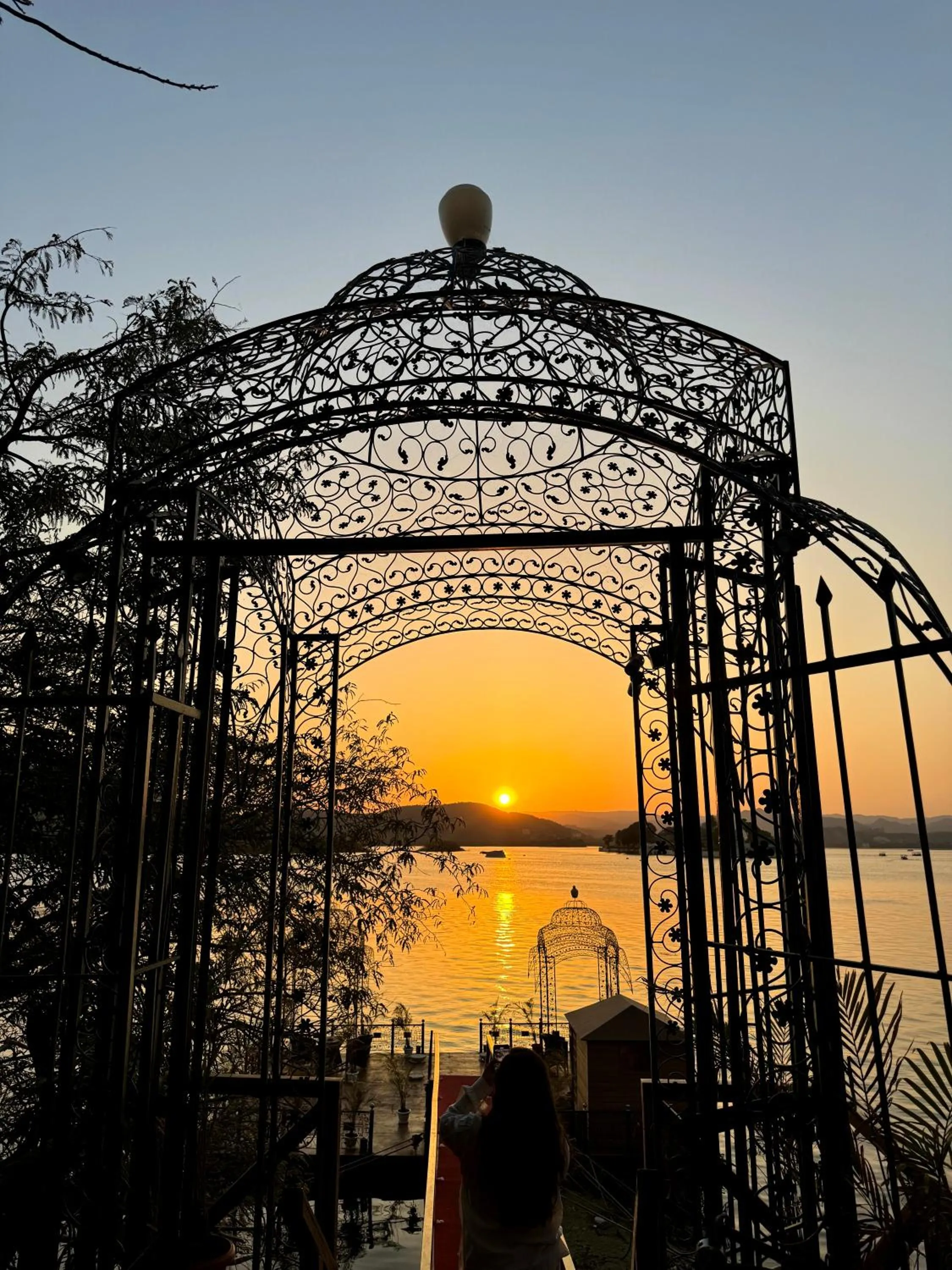 Lake view in Hotel Udai Kothi