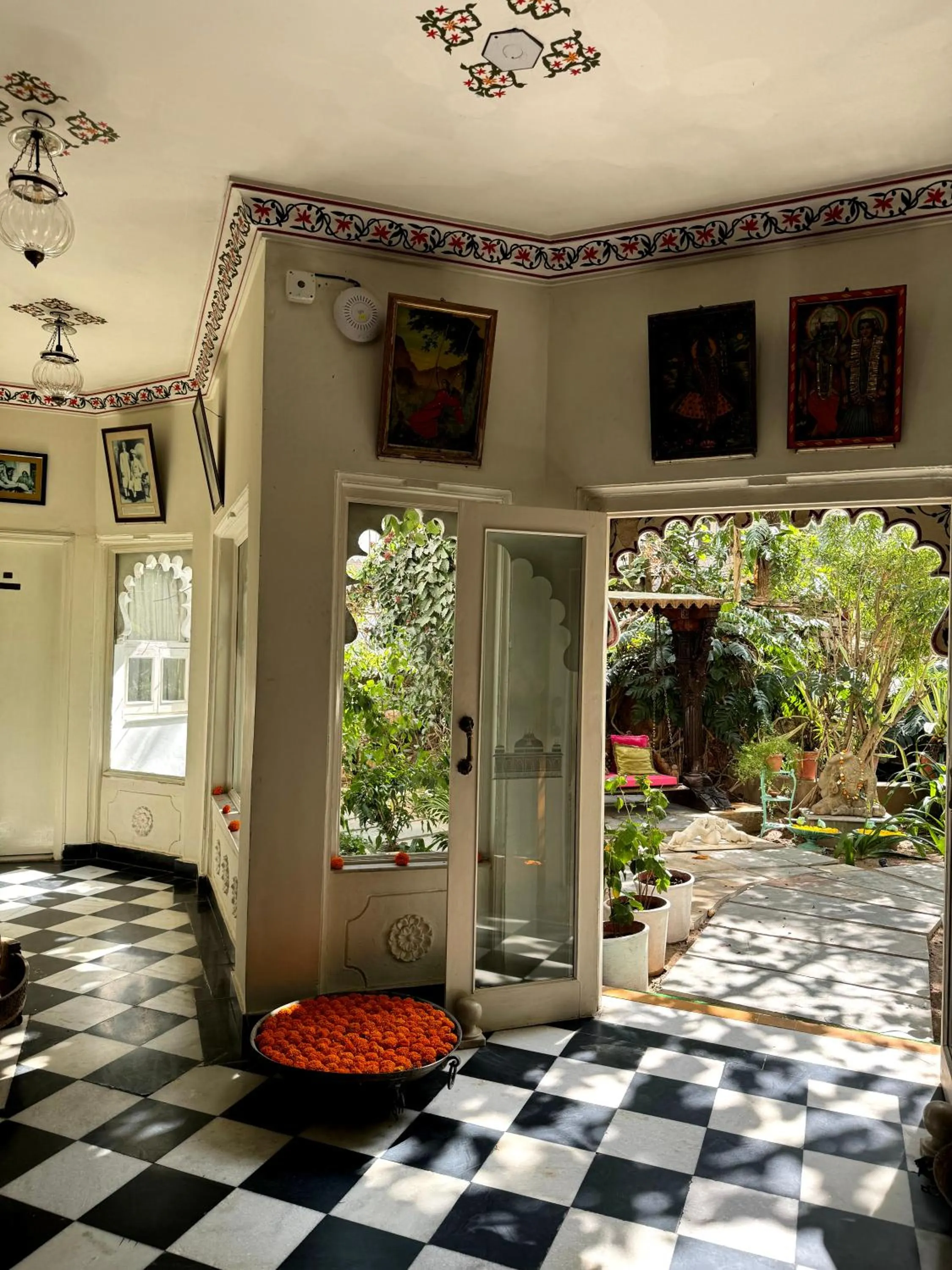 Seating area in Hotel Udai Kothi