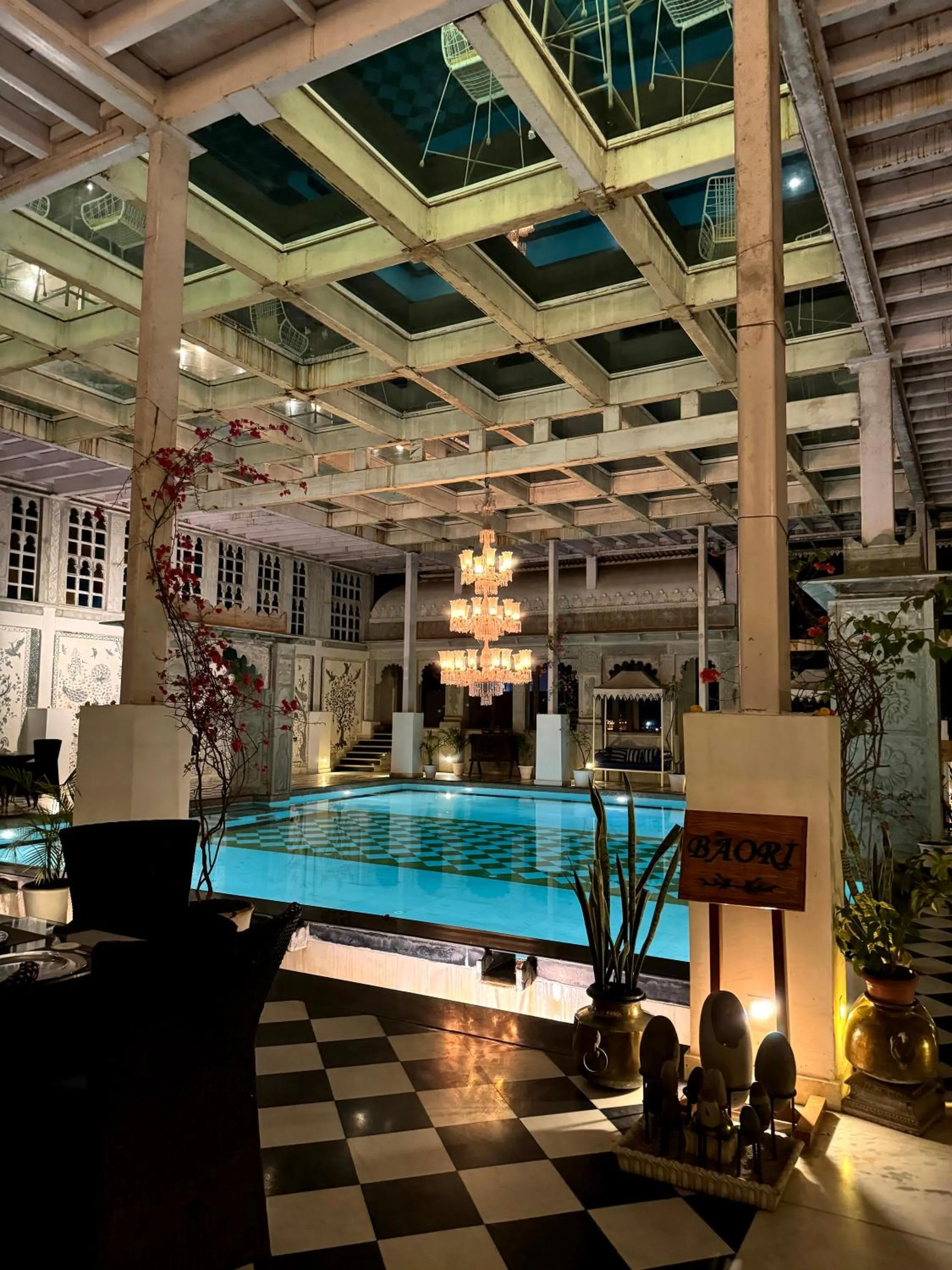 Pool view in Hotel Udai Kothi