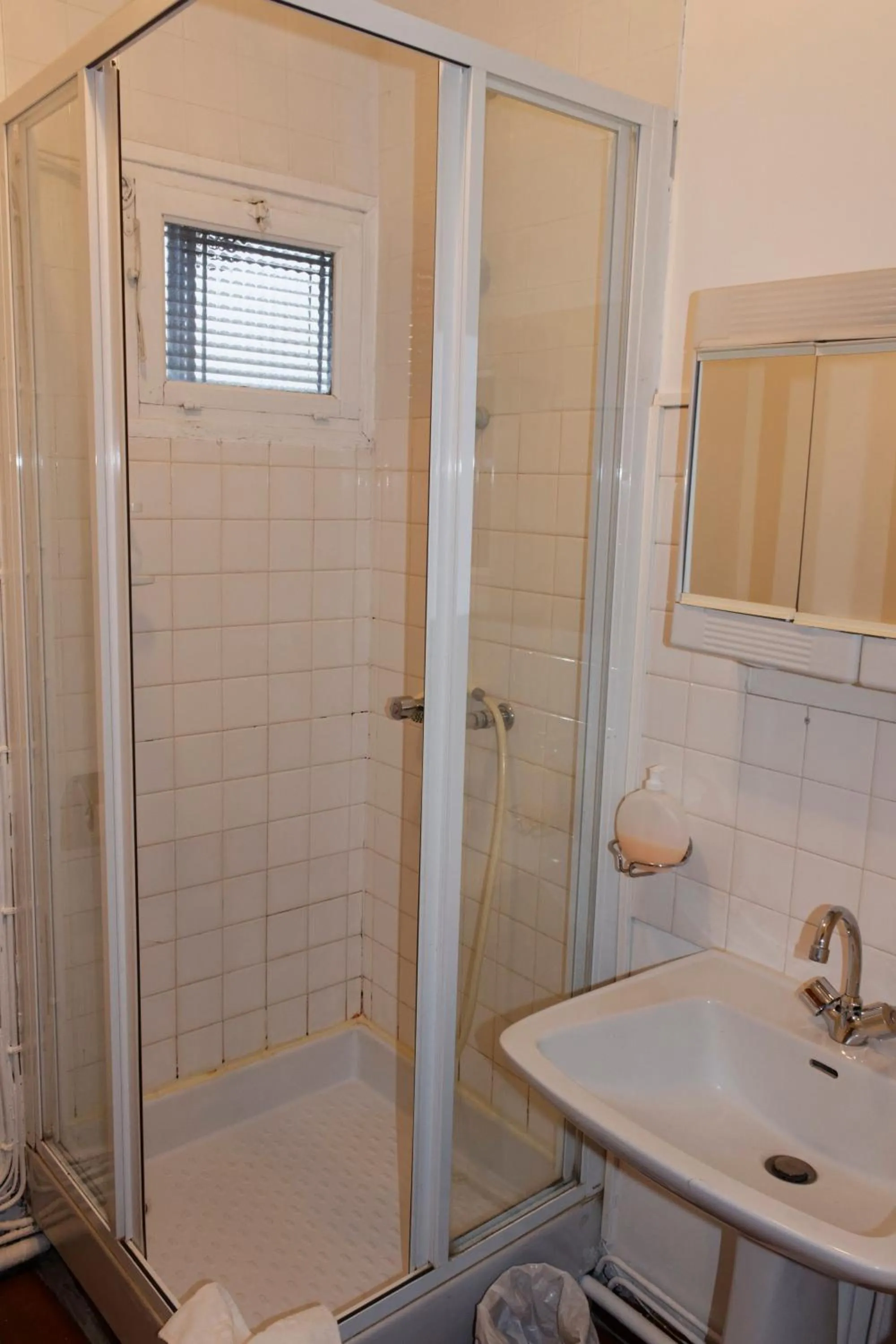 Standard Double Room in Hôtel le Relais