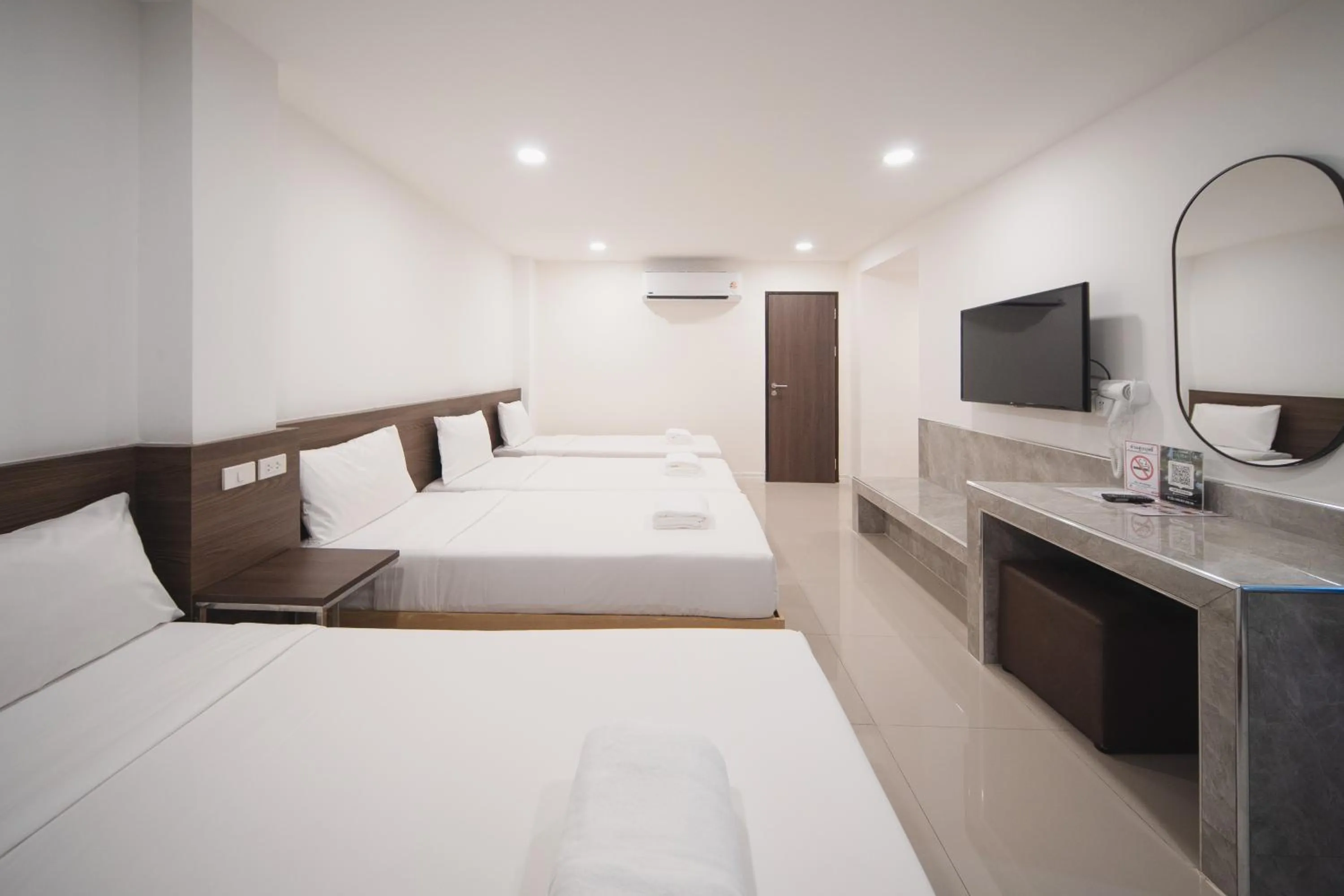 Bed in Grand Alpine Hotel