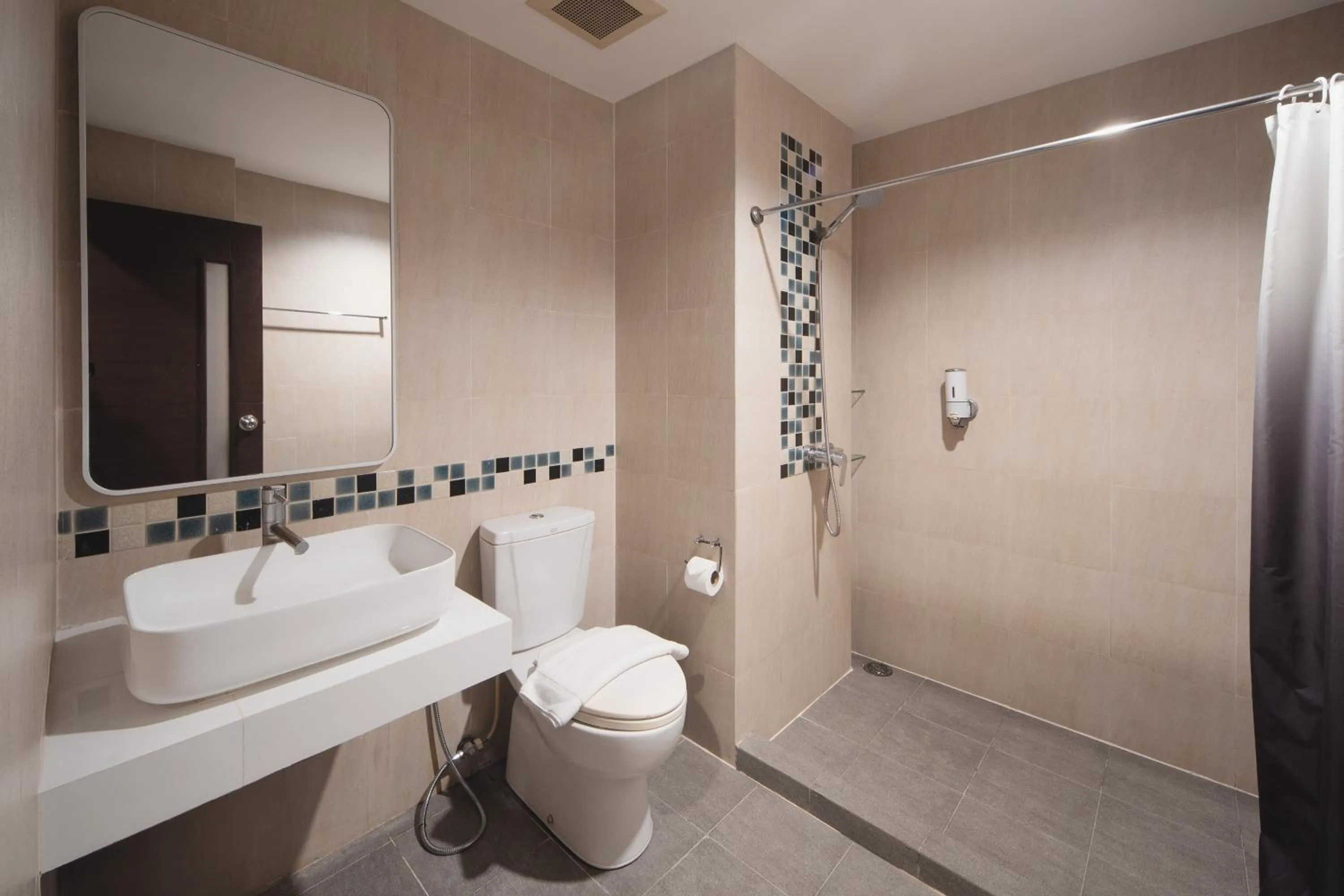 Bathroom in Grand Alpine Hotel