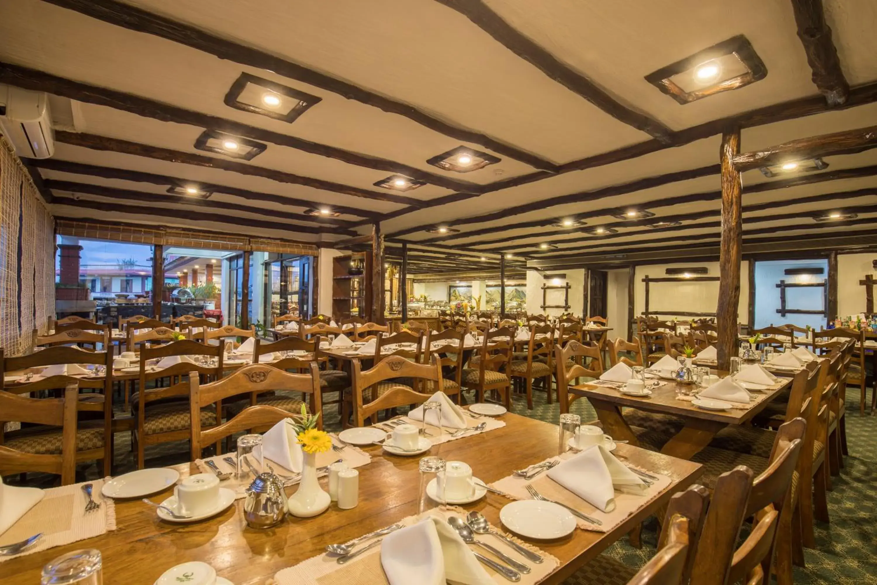 Restaurant/places to eat in Hotel Pokhara Grande Restaurant/places to eat in Hotel Pokhara Grande