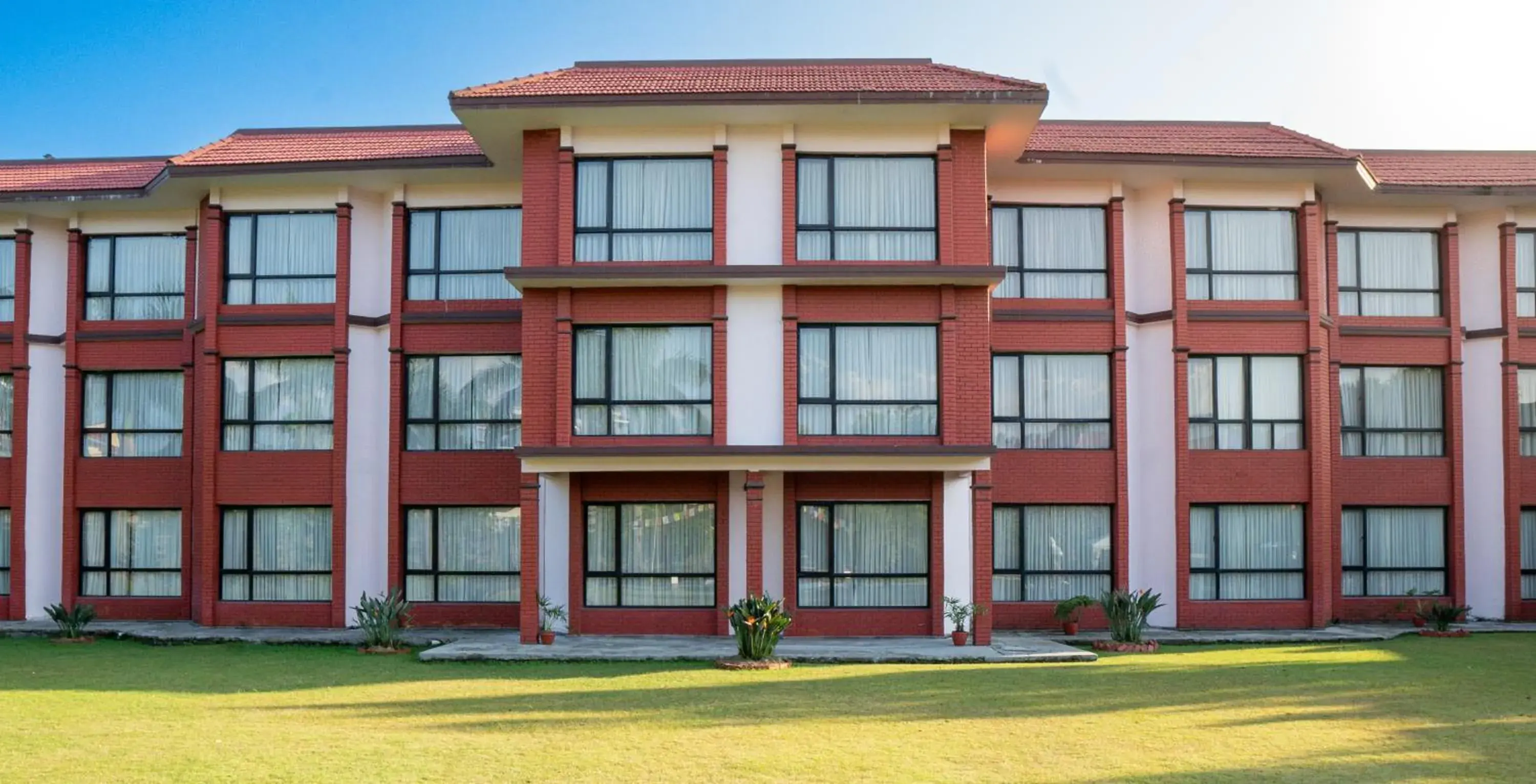 Property building in Hotel Pokhara Grande Property building in Hotel Pokhara Grande