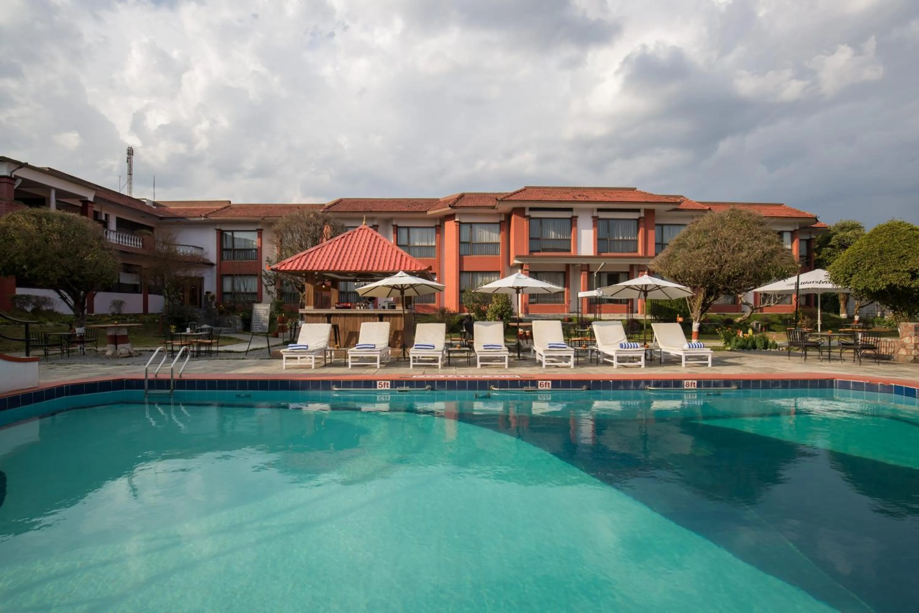 Swimming pool in Hotel Pokhara Grande