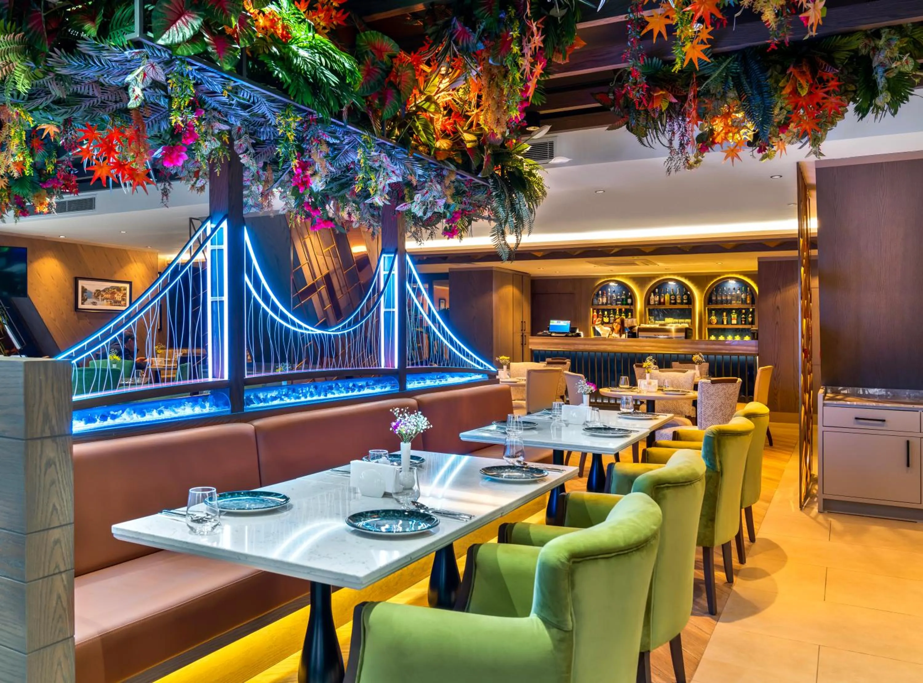 Restaurant/places to eat in Aspera Hotel Altunizade